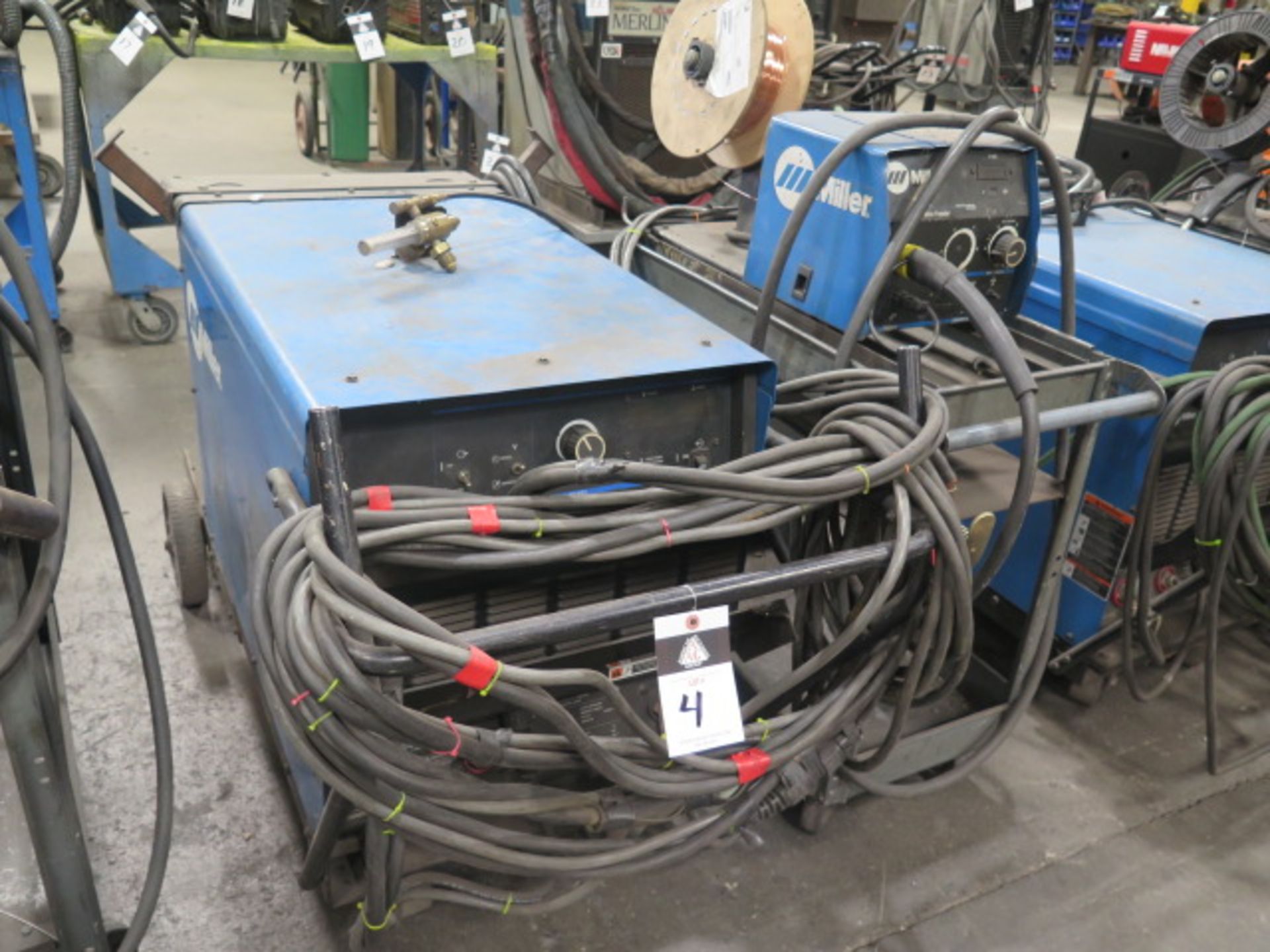 Miller Deltaweld 452 CV-DC Arc Welding Power Source w/ Miller 22A Wire Feeder (SOLD AS-IS - NO - Image 2 of 7