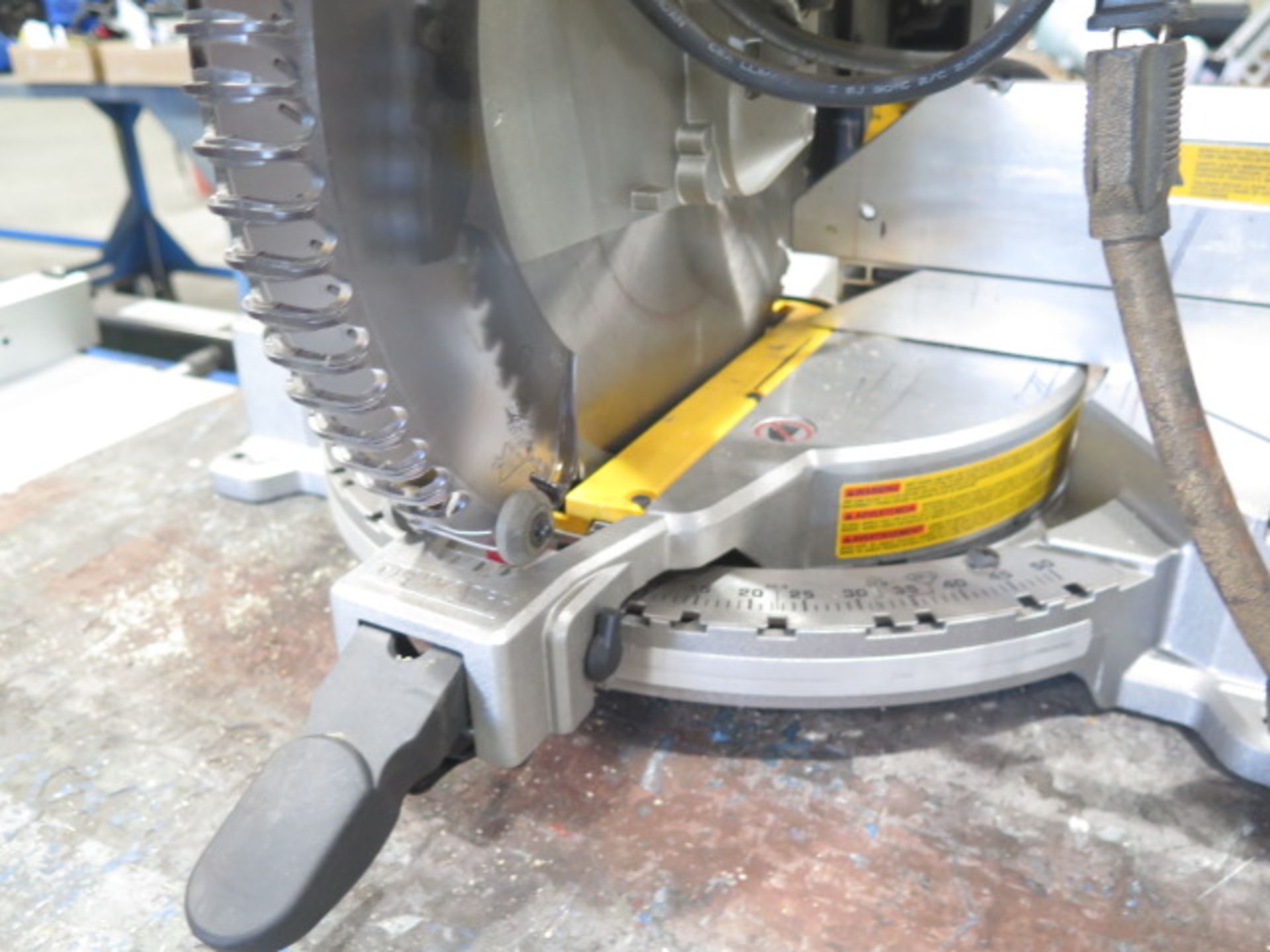 DeWalt Compound Miter Saw (SOLD AS-IS - NO WARRANTY) - Image 5 of 7