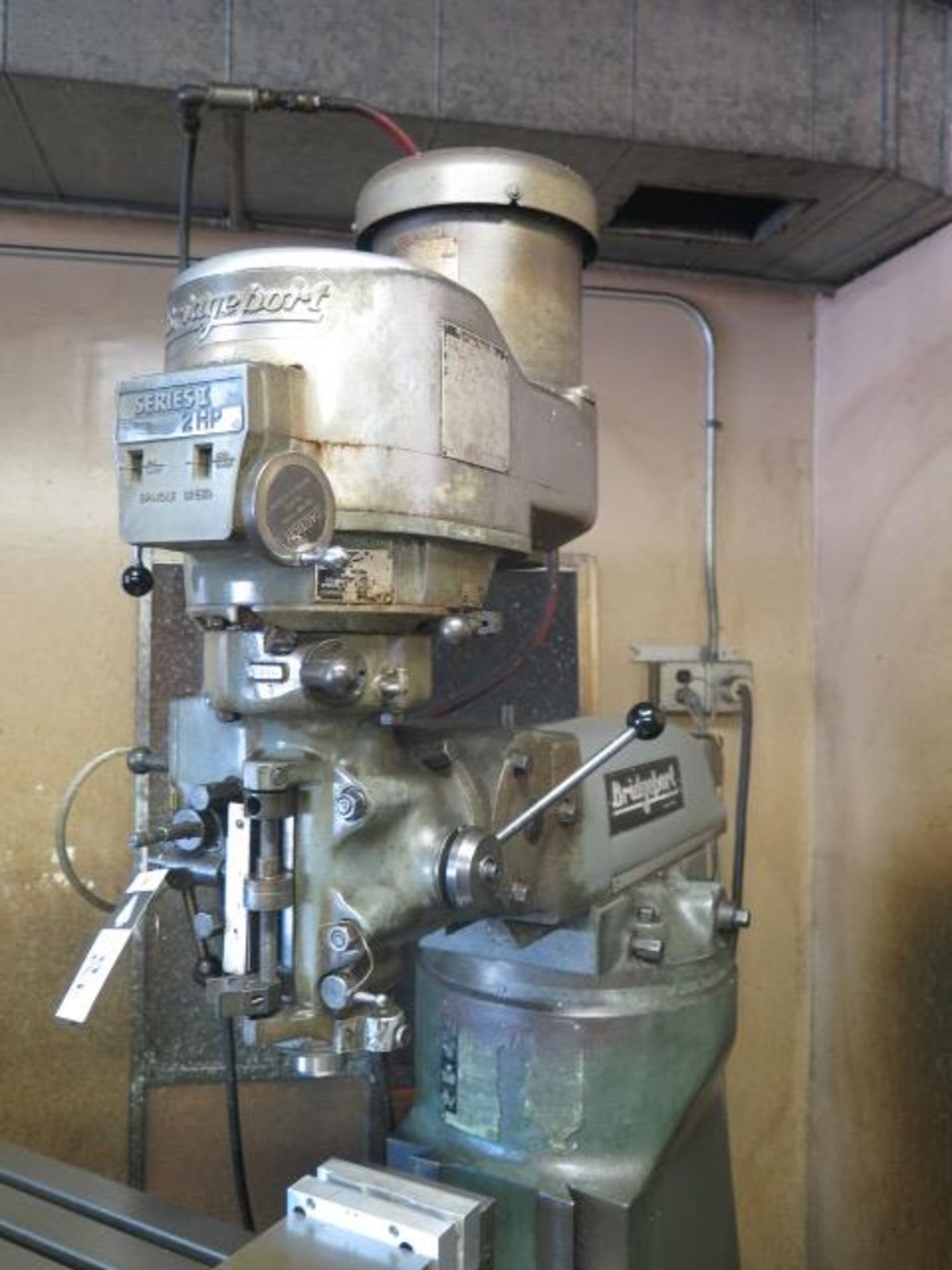 Bridgeport Series 1 2Hp Vertical Mill s/n 242570 w/ 60-4200 Dial Change RPM, Chrome Ways. SOLD AS IS - Image 4 of 14