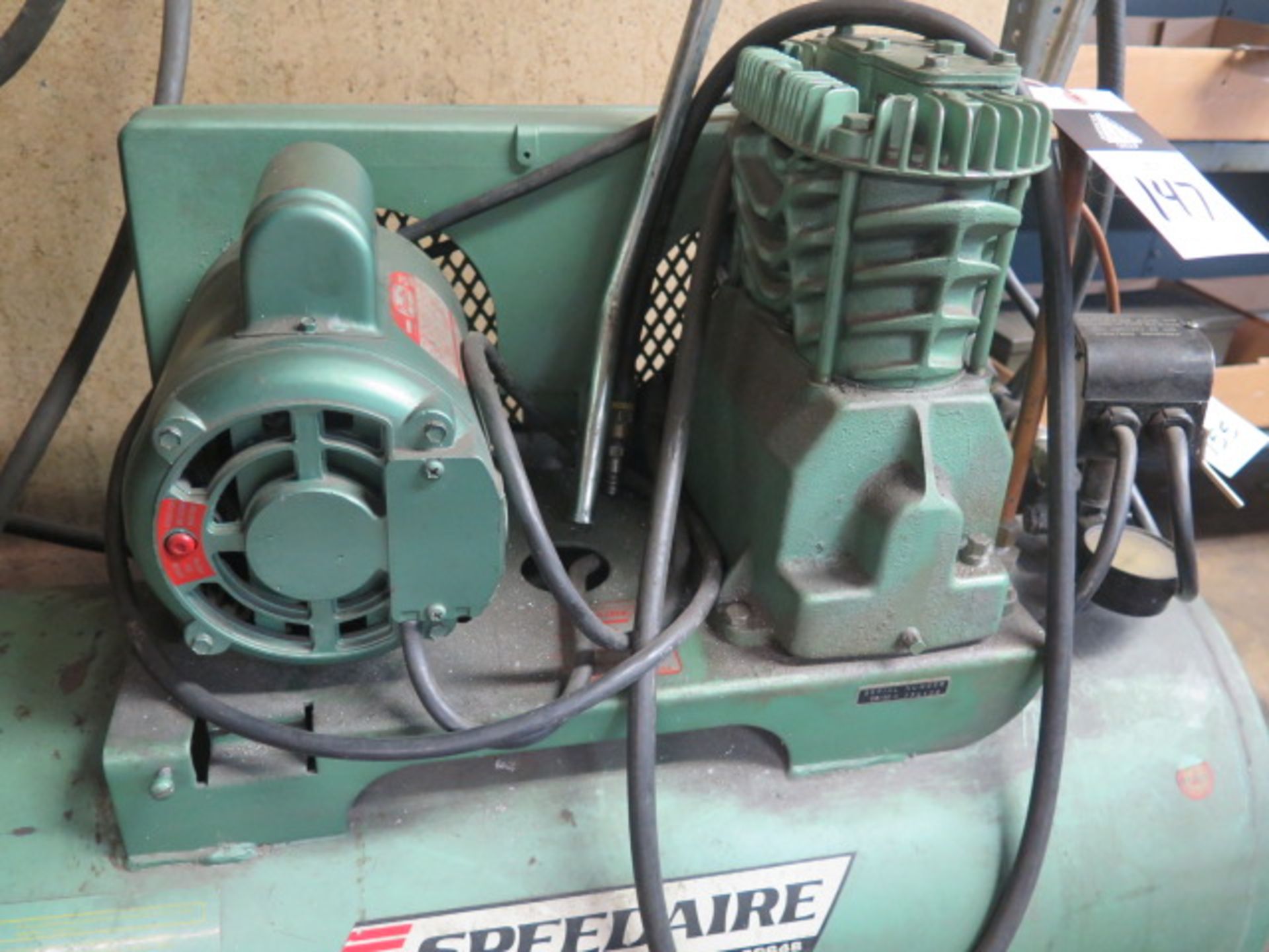 Speedaire Portable Air Compressor (SOLD AS-IS - NO WARRANTY) - Image 4 of 5