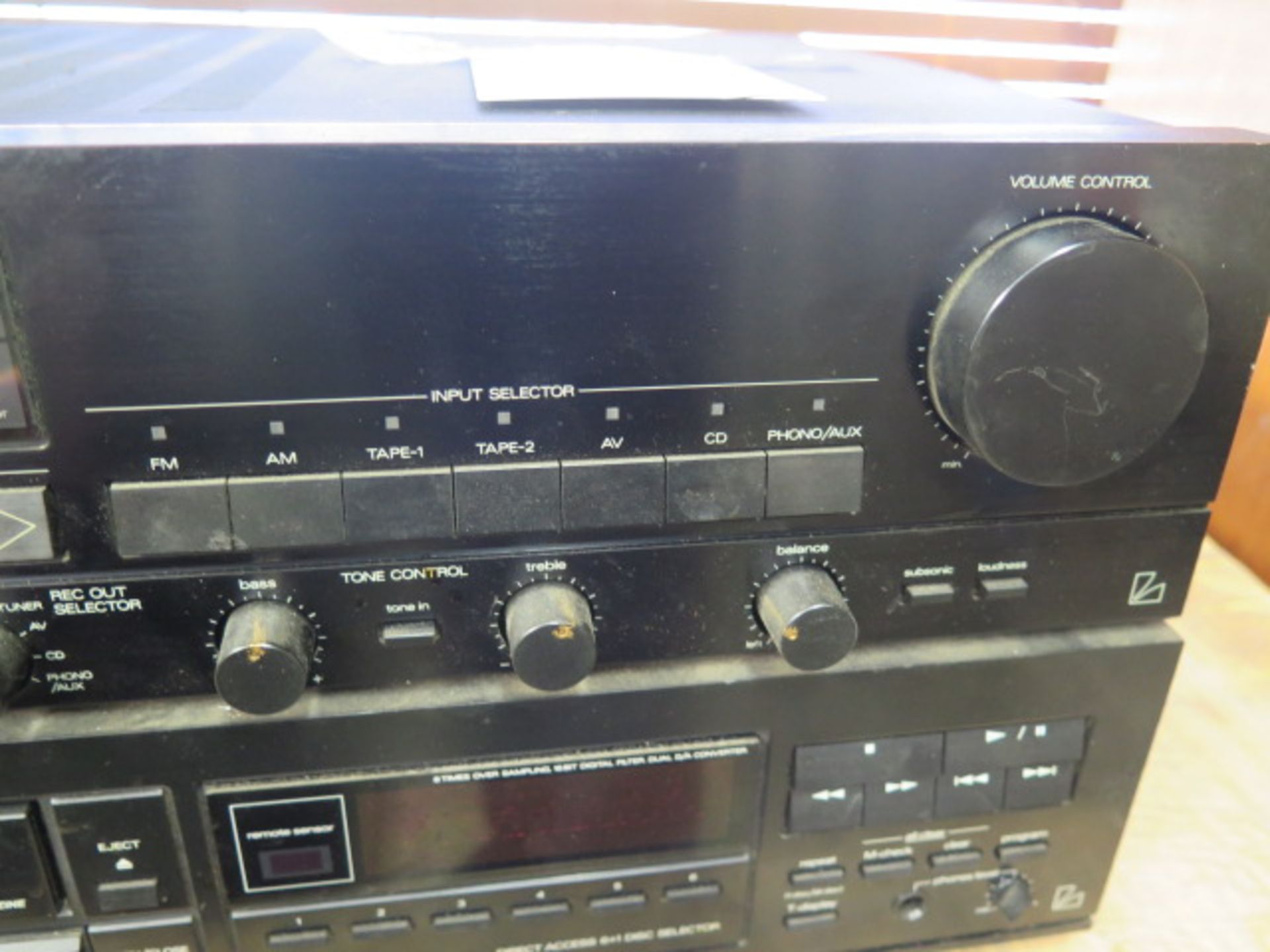 Luxman R-114 Stereo Receiver and DC-113 CD Player (SOLD AS-IS - NO WARRANTY) - Image 5 of 8