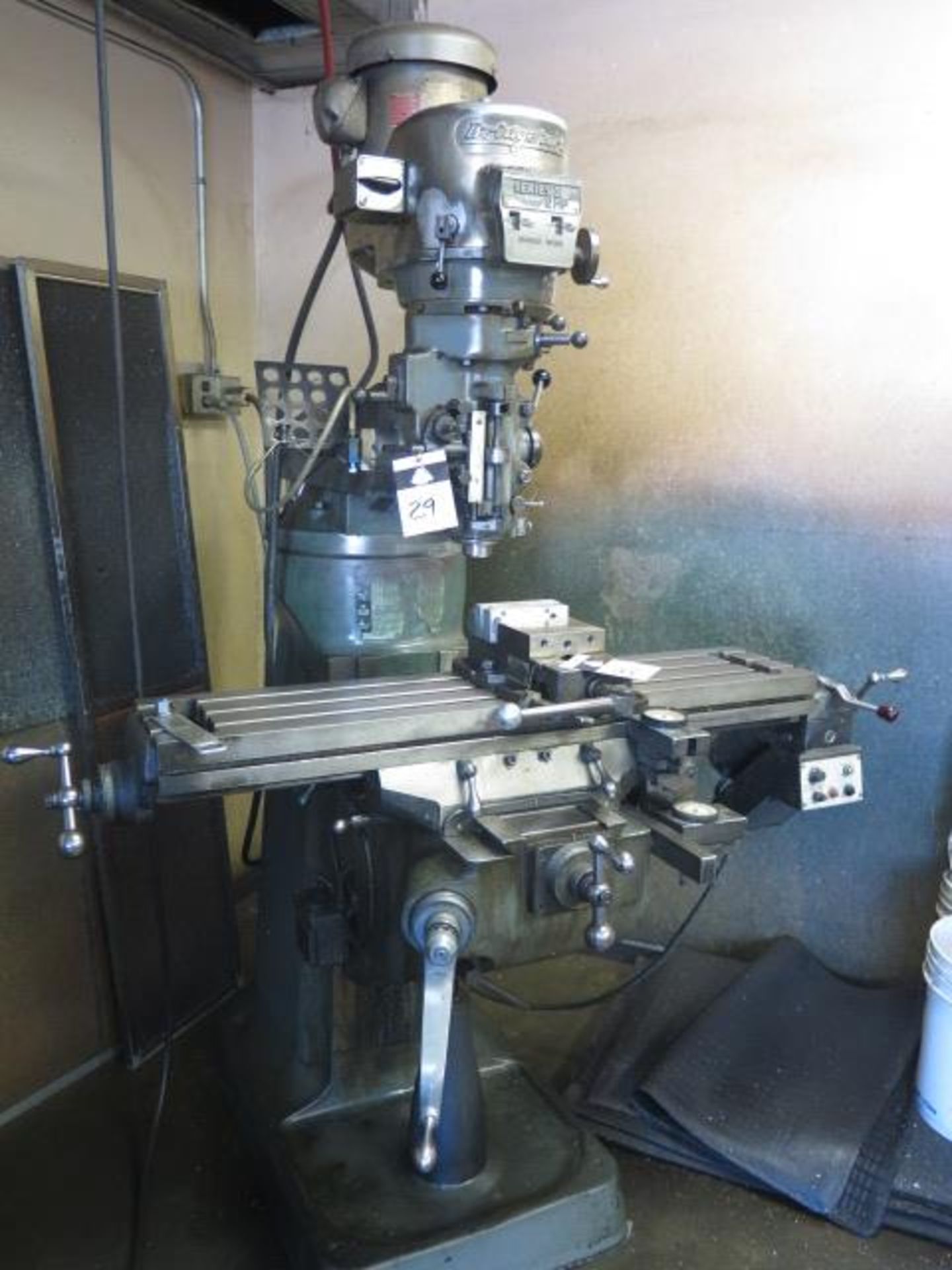 Bridgeport Series 1 2Hp Vertical Mill s/n 242570 w/ 60-4200 Dial Change RPM, Chrome Ways. SOLD AS IS