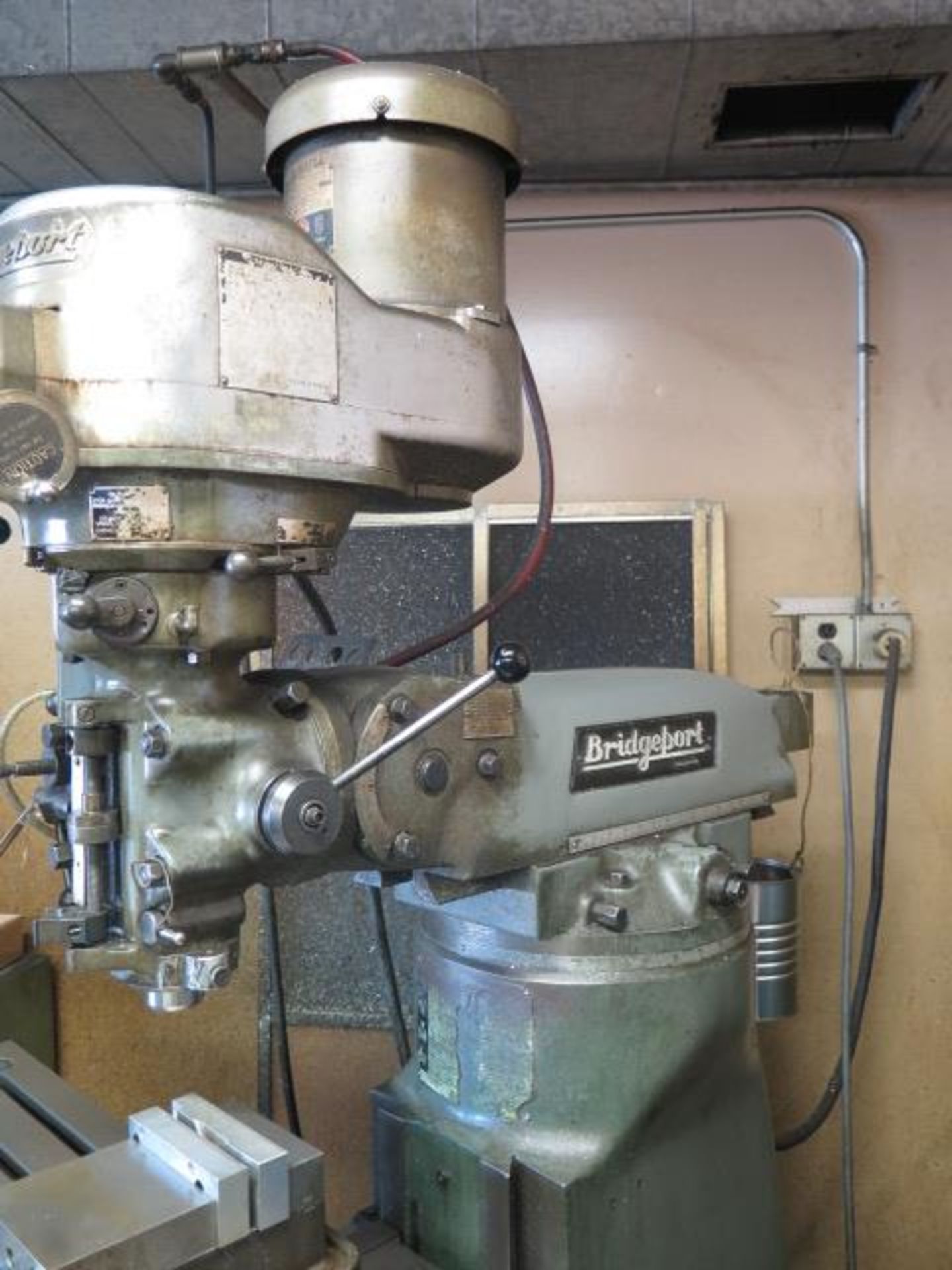 Bridgeport Series 1 2Hp Vertical Mill s/n 242570 w/ 60-4200 Dial Change RPM, Chrome Ways. SOLD AS IS - Image 5 of 14