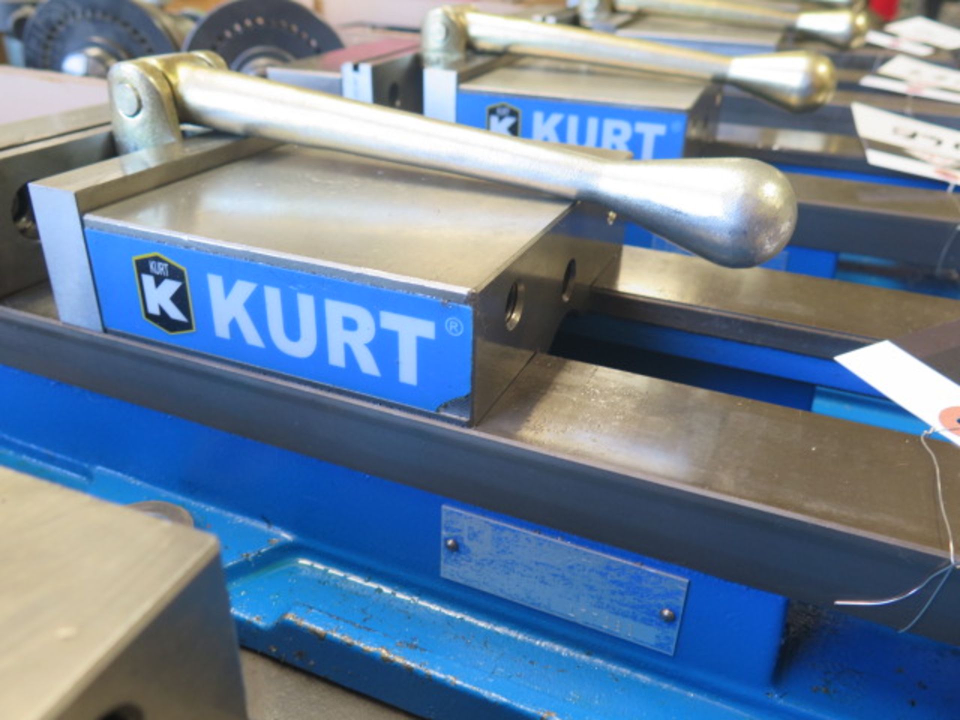 Kurt D688 6" Angle-Lock Vise (SOLD AS-IS - NO WARRANTY) - Image 3 of 3