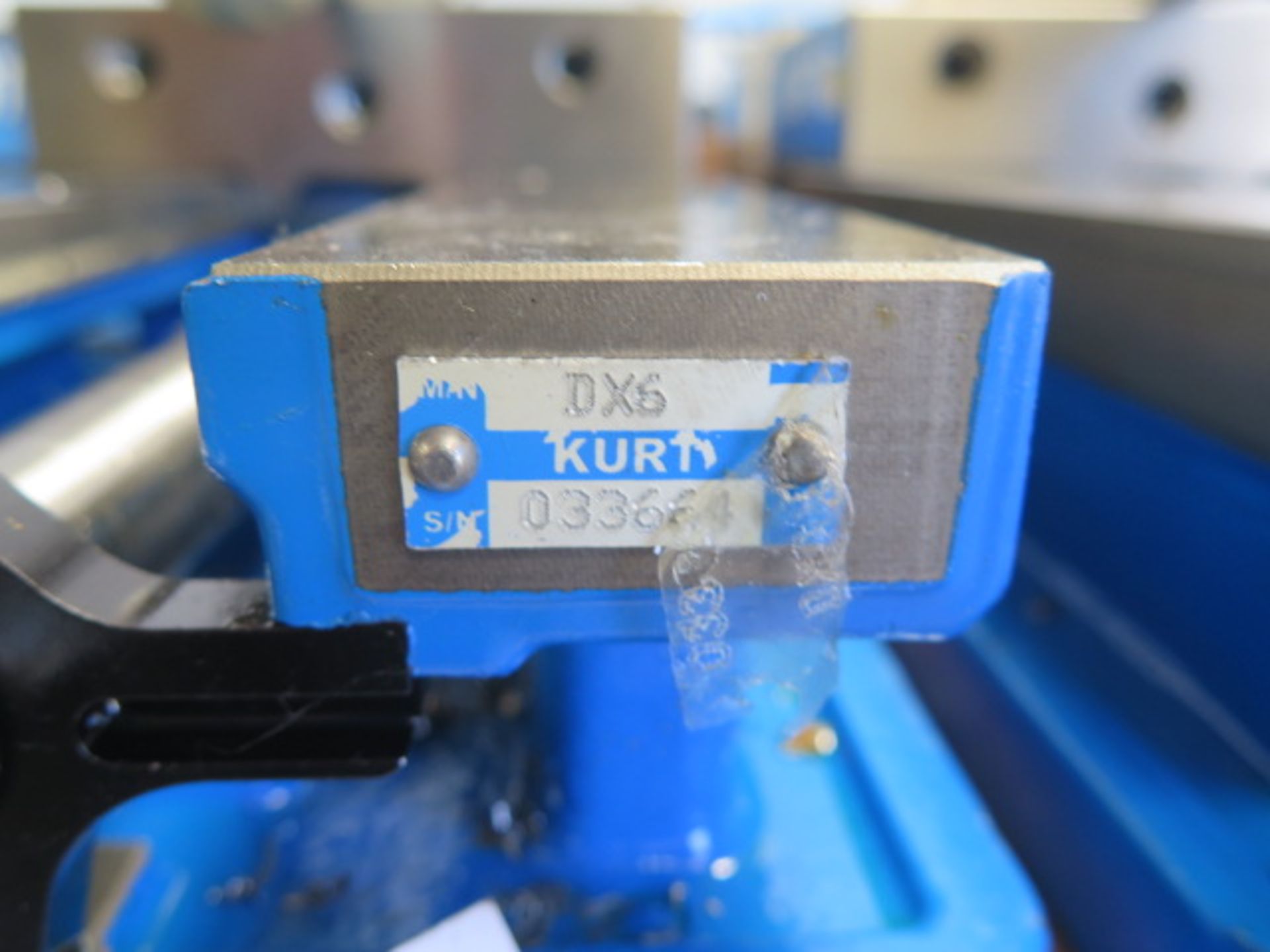 Kurt DX6 6" Angle Lock Vise (SOLD AS-IS - NO WARRANTY) - Image 4 of 4