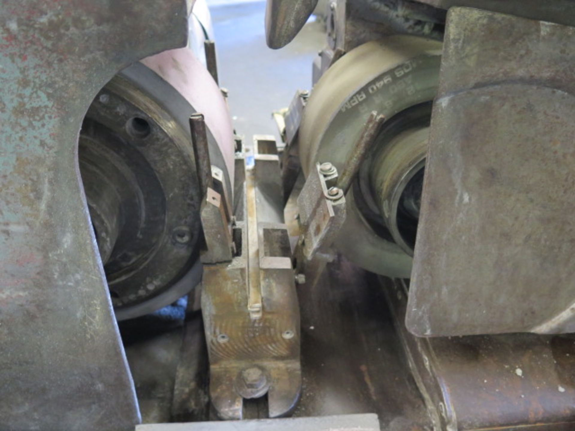 Cincinnati OM Centerless Grinding Machine s/n 2M2H5A-41 w/ Hyd Grinding Wheel Dresser, SOLD AS IS - Image 6 of 13