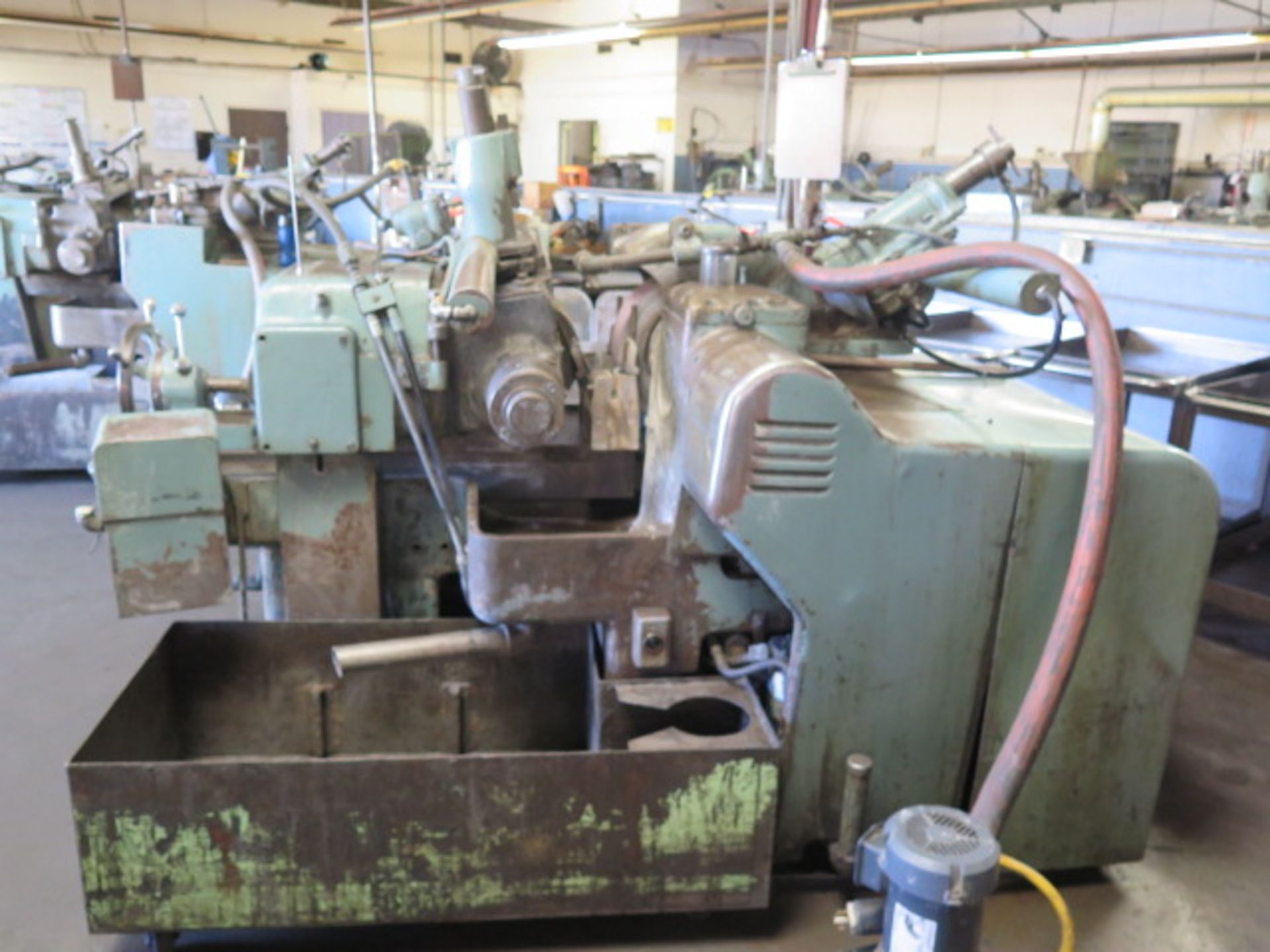 Cincinnati OM Centerless Grinding Machine s/n 2M2H5A-41 w/ Hyd Grinding Wheel Dresser, SOLD AS IS - Image 11 of 13