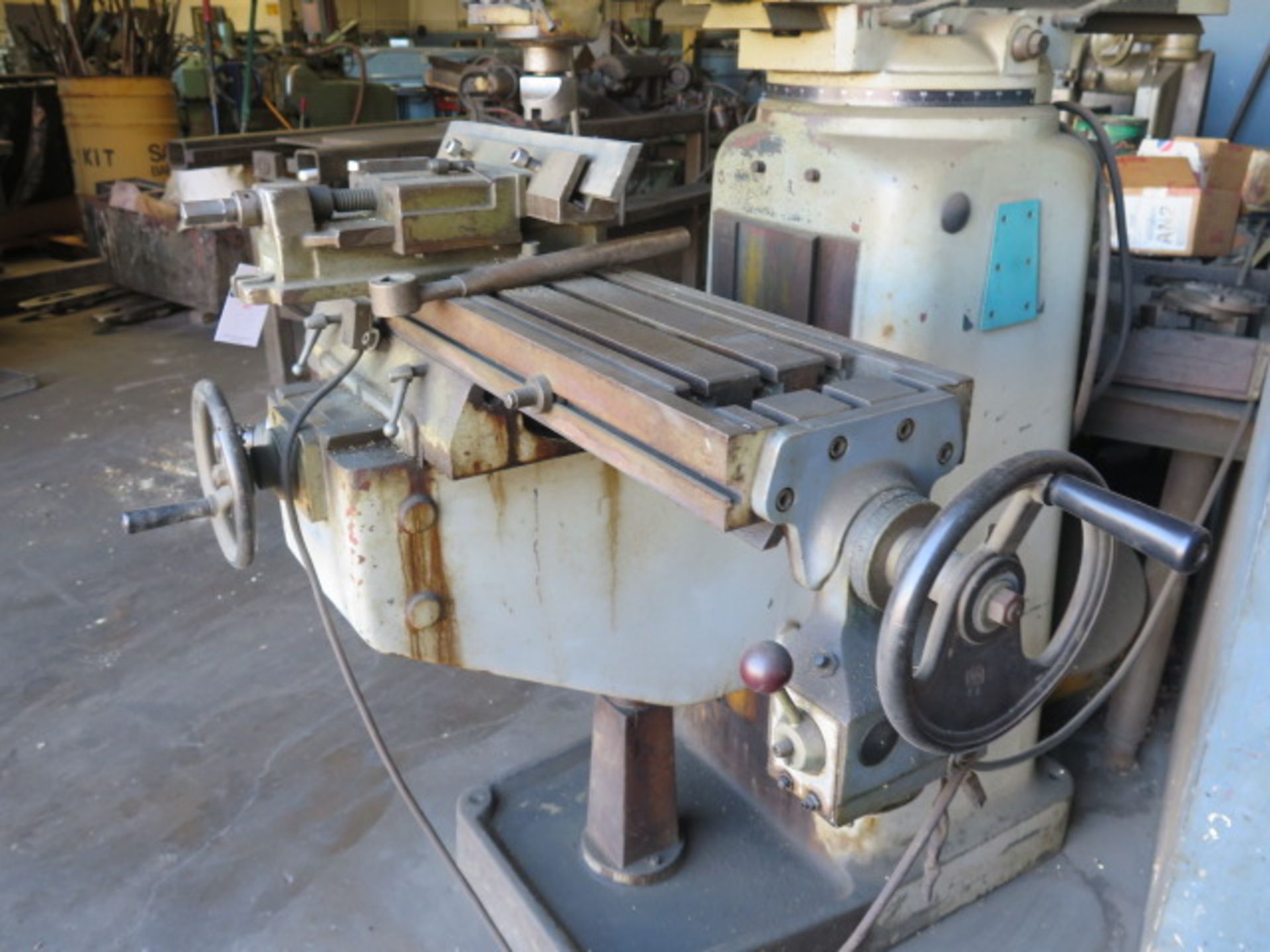 Kent KTM-380 Vertical Mill s/n 790313-14 w/ 2p Motor, 65-2700 RPM, 8-Spds, 9” x 42” Table SOLD AS IS - Image 5 of 10