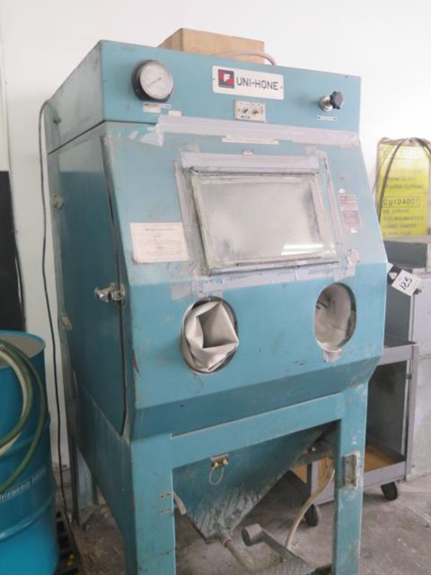 UFM Uni-Hone Dry Blast Cabinet w/ Dust Collector (SOLD AS-IS - NO WARRANTY) - Image 3 of 9