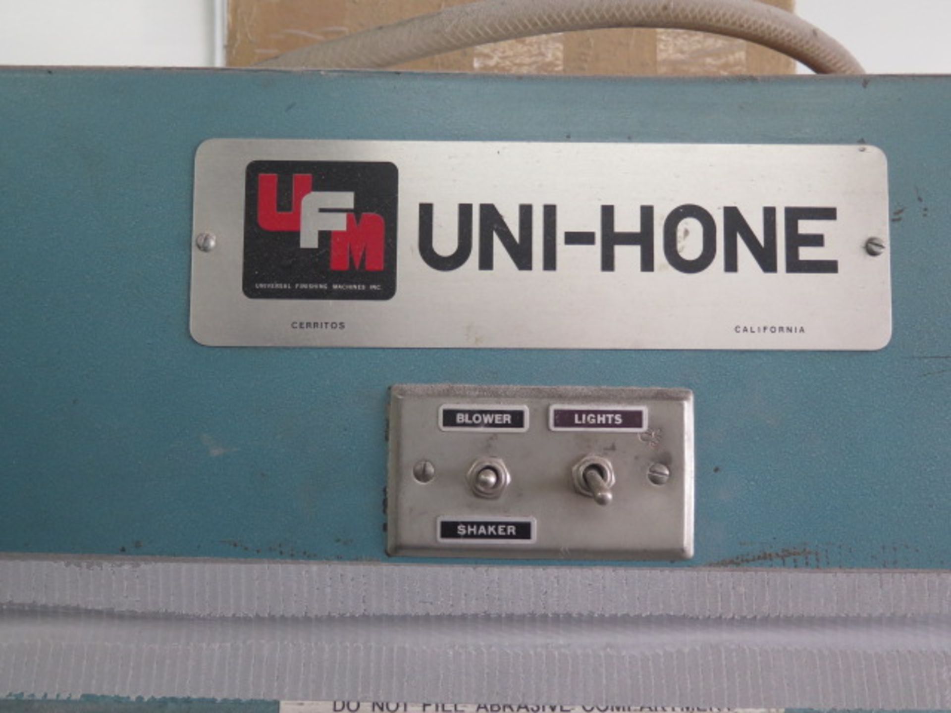 UFM Uni-Hone Dry Blast Cabinet w/ Dust Collector (SOLD AS-IS - NO WARRANTY) - Image 4 of 9