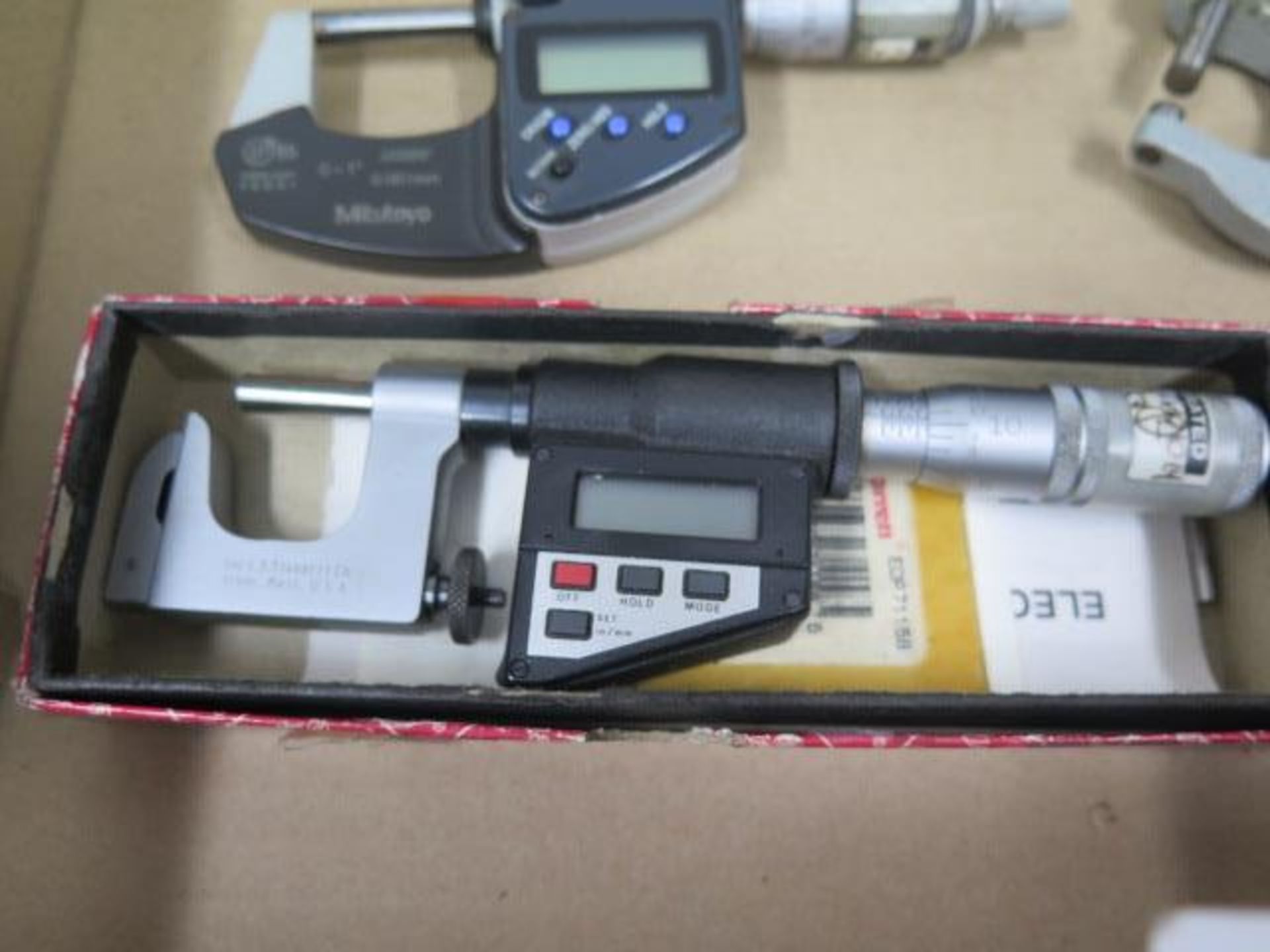 Starrett 0-1" Digital Anvil Mic, (3) Mitutoyo 0-1" Digital OD Mics and (2) Cen-Tech 0-1" Digital - Image 3 of 7