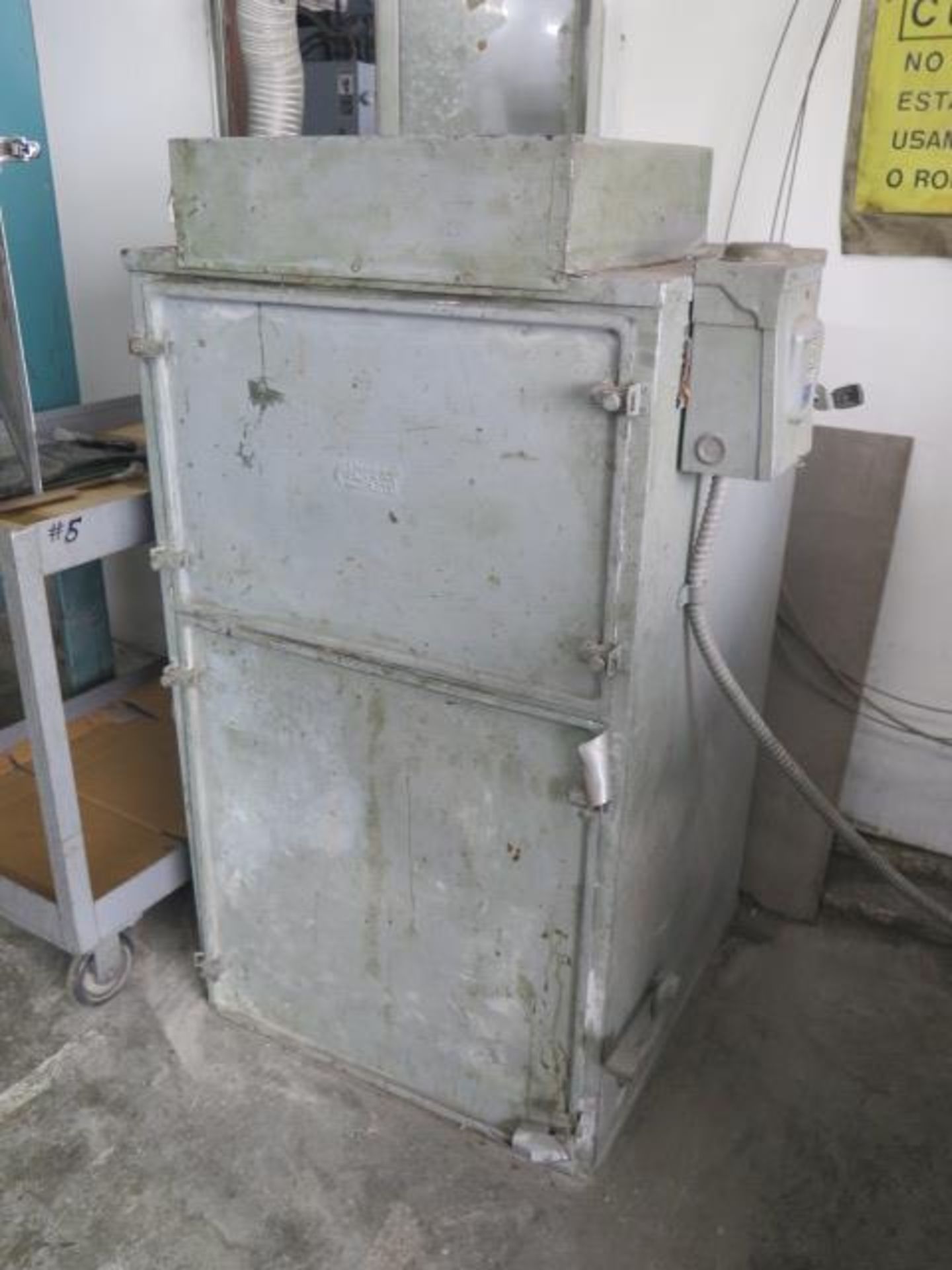 UFM Uni-Hone Dry Blast Cabinet w/ Dust Collector (SOLD AS-IS - NO WARRANTY) - Image 8 of 9