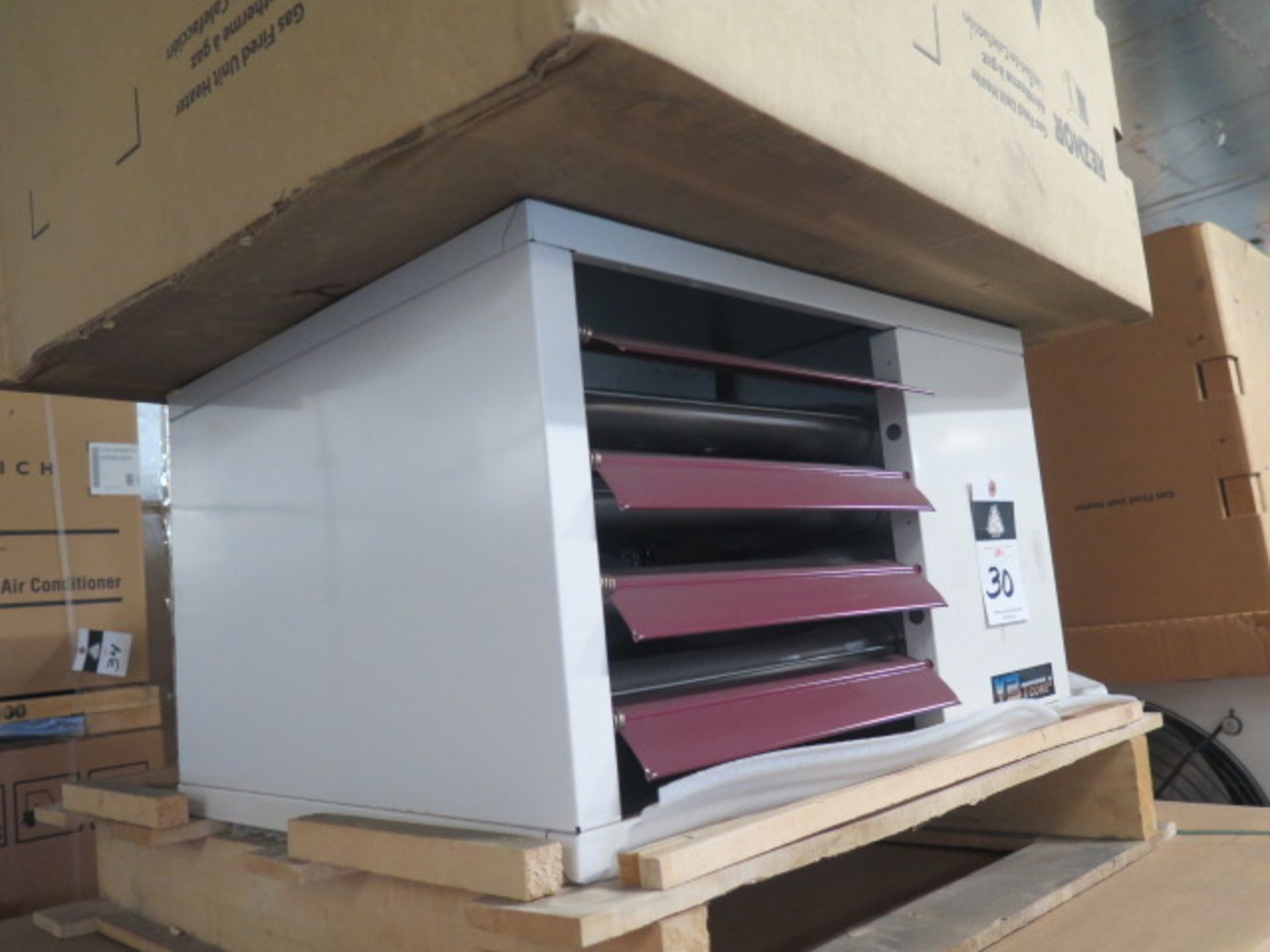 Reznor UDAP-60 60,000 BTU Natural Gas Fired Industrial Heater s/n BOF3062001104 115V. (SOLD AS- - Image 2 of 5