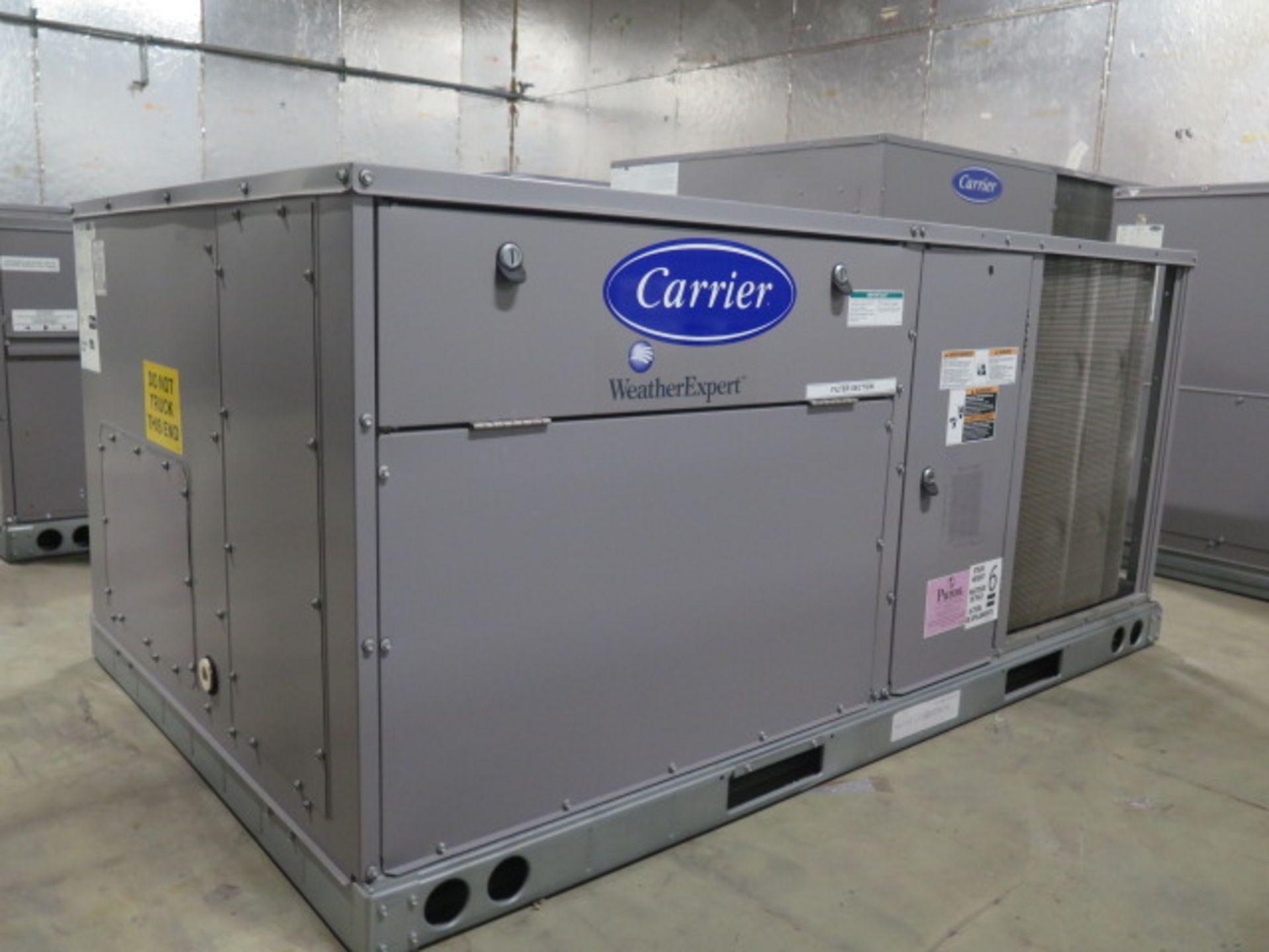 Carrier 48LCL04A2A6A1A3A0 3 Ton Gas Unit s/n 5017C86908 460V-3PH. (SOLD AS-IS - NO WARRANTY) - Image 2 of 7