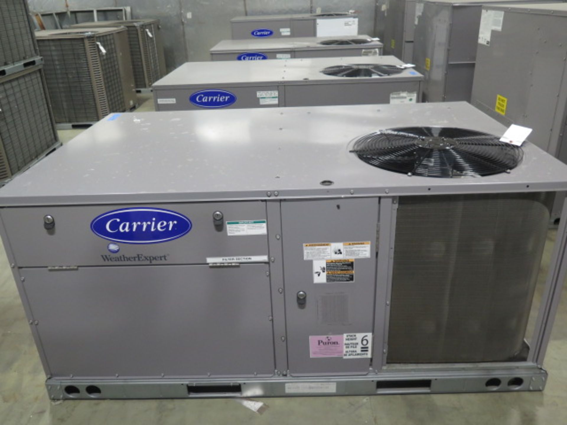 Carrier 48LCL04A2A6A1A3A0 3 Ton Gas Unit s/n 5017C86908 460V-3PH. (SOLD AS-IS - NO WARRANTY)