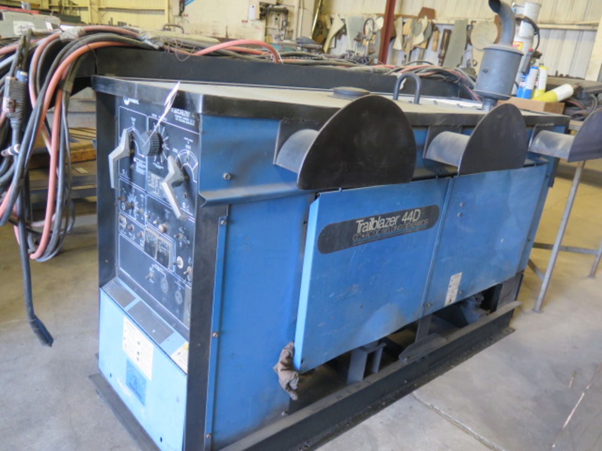 Miller Trailblazer 44D Diesel Powered CC-AC/DC Welding Generator s/n KG216264 120/240V (SOLD AS-IS - - Image 2 of 9