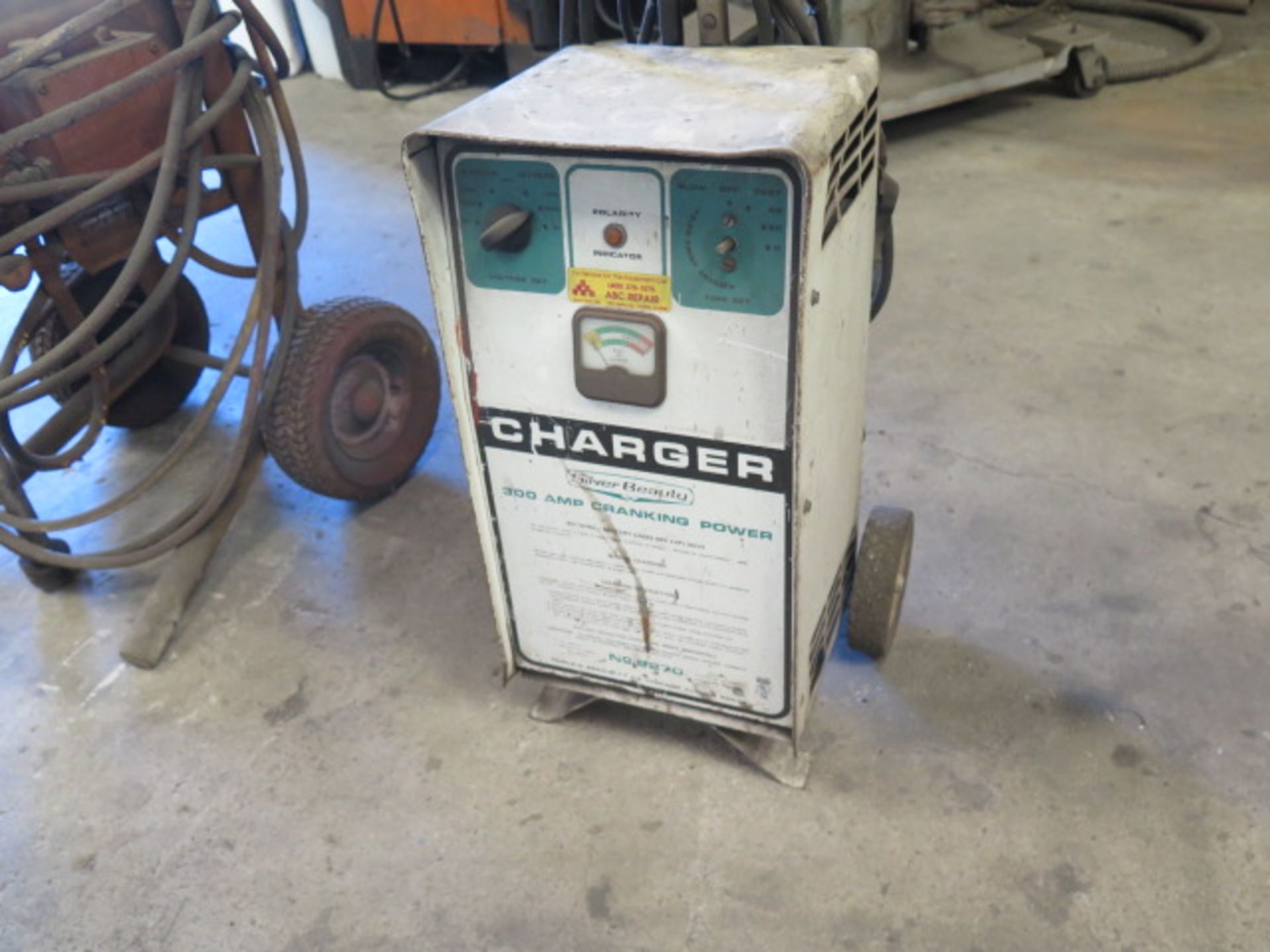 Silver Beauty Battery Charger (SOLD AS-IS - NO WARRANTY) - Image 2 of 3