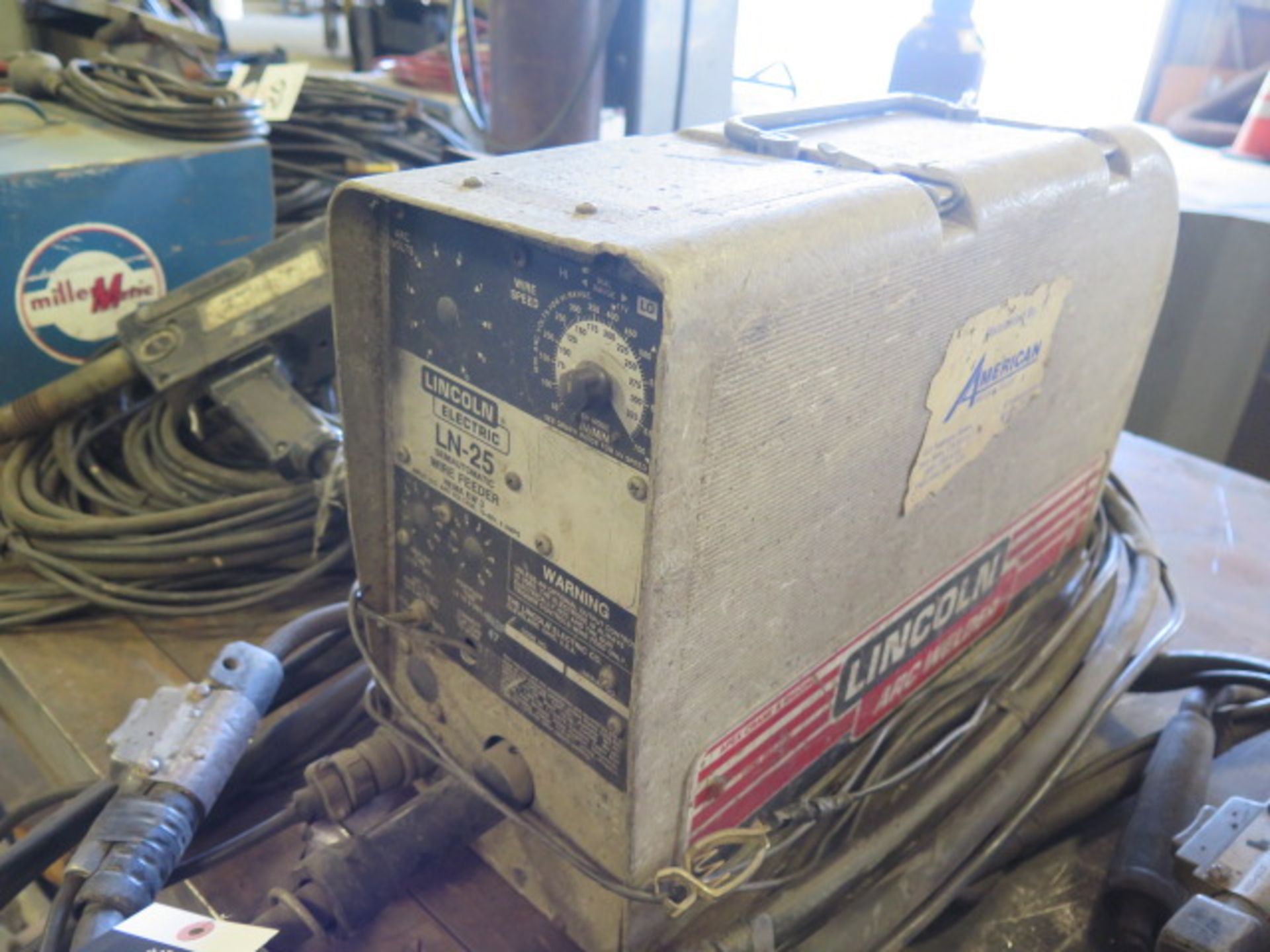 Lincoln LN-25 Suitcase Wire Feeder (SOLD AS-IS - NO WARRANTY) - Image 2 of 4