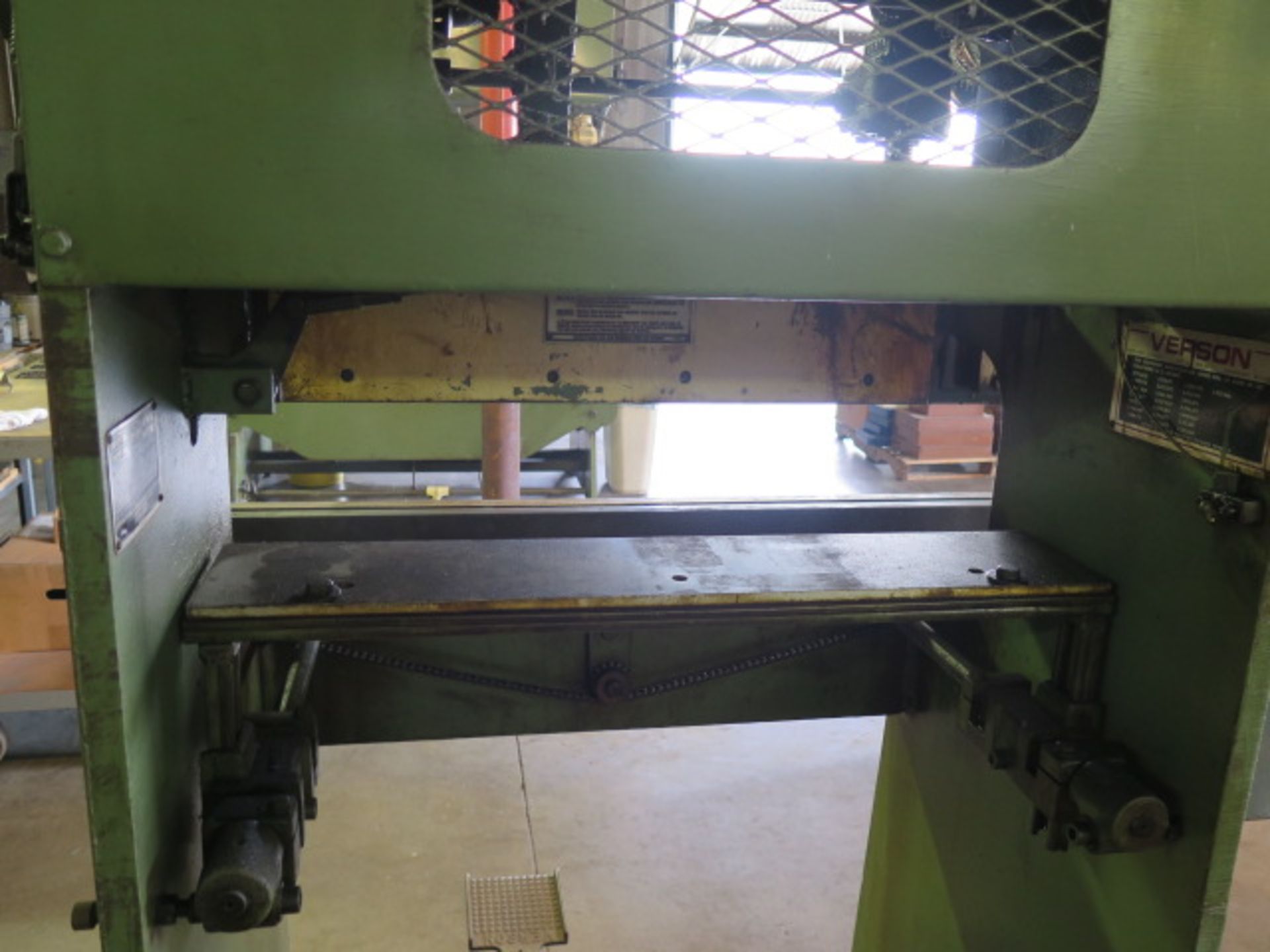 Verson 16-48 15 Ton x 48” Press Brake s/n 24032-1648 w/ 48” Bed Length, 7 ½” Throat, SOLD AS IS - Image 11 of 12