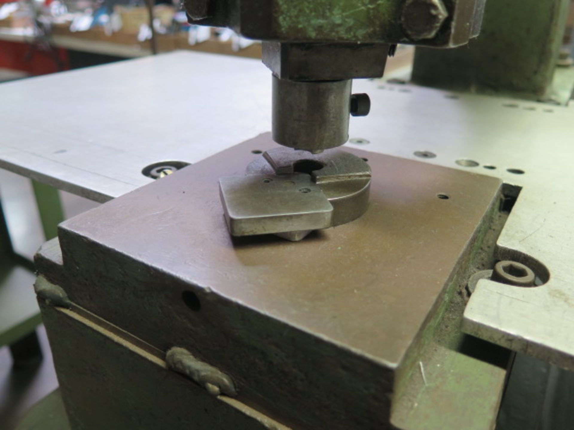 DiAcro “Punch No. 2” 12” Hand Punch s/n BB-2604 w/ Corner Notching Die (SOLD AS-IS - NO WARRANTY) - Image 5 of 7