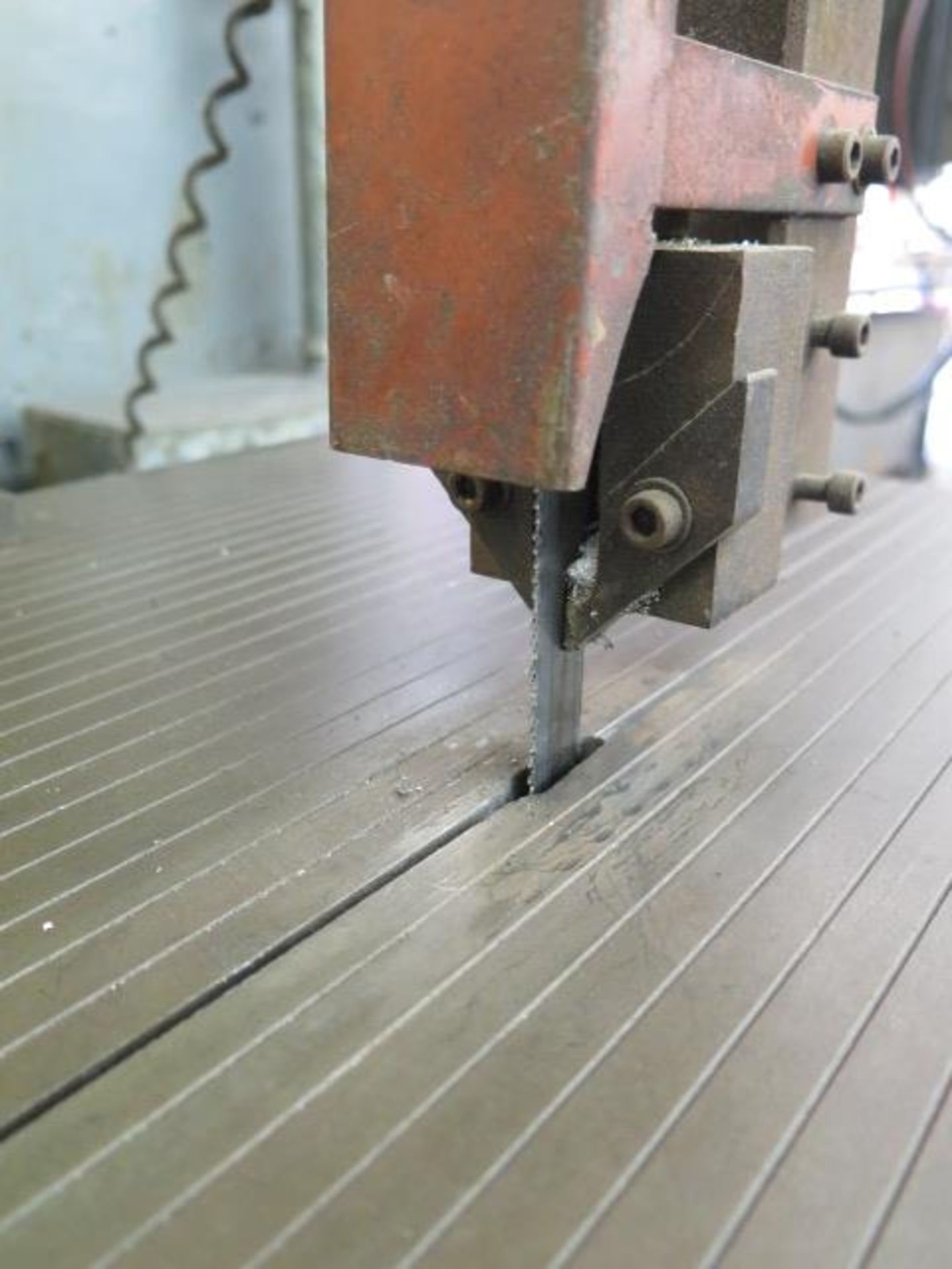 Import 20” Vertical Band Saw w/ Blade Welder, 22” x 23 ½” Table (SOLD AS-IS - NO WARRANTY) - Image 8 of 10