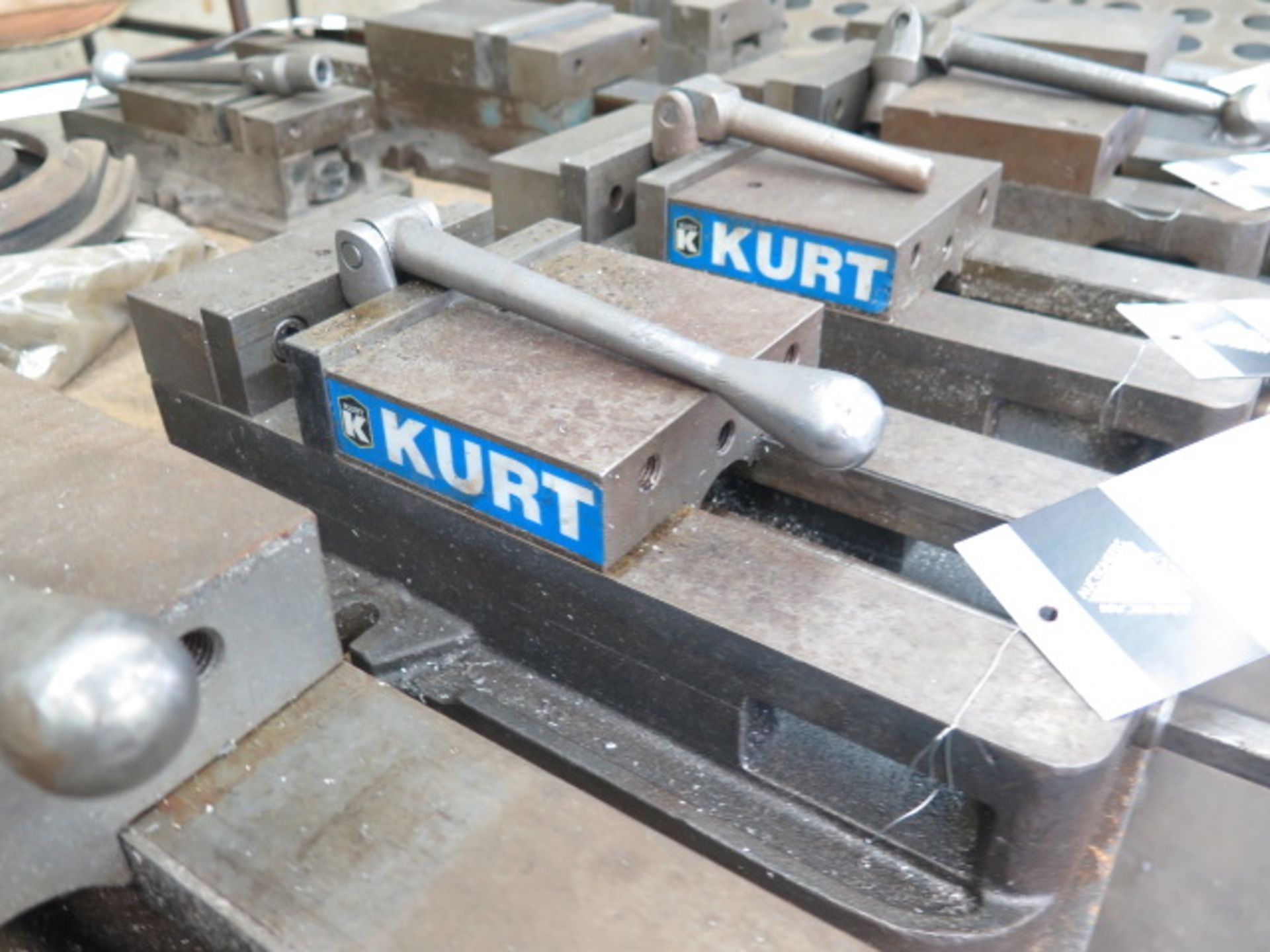 Kurt 6" Angle-Lock Vise (SOLD AS-IS - NO WARRANTY) - Image 2 of 3