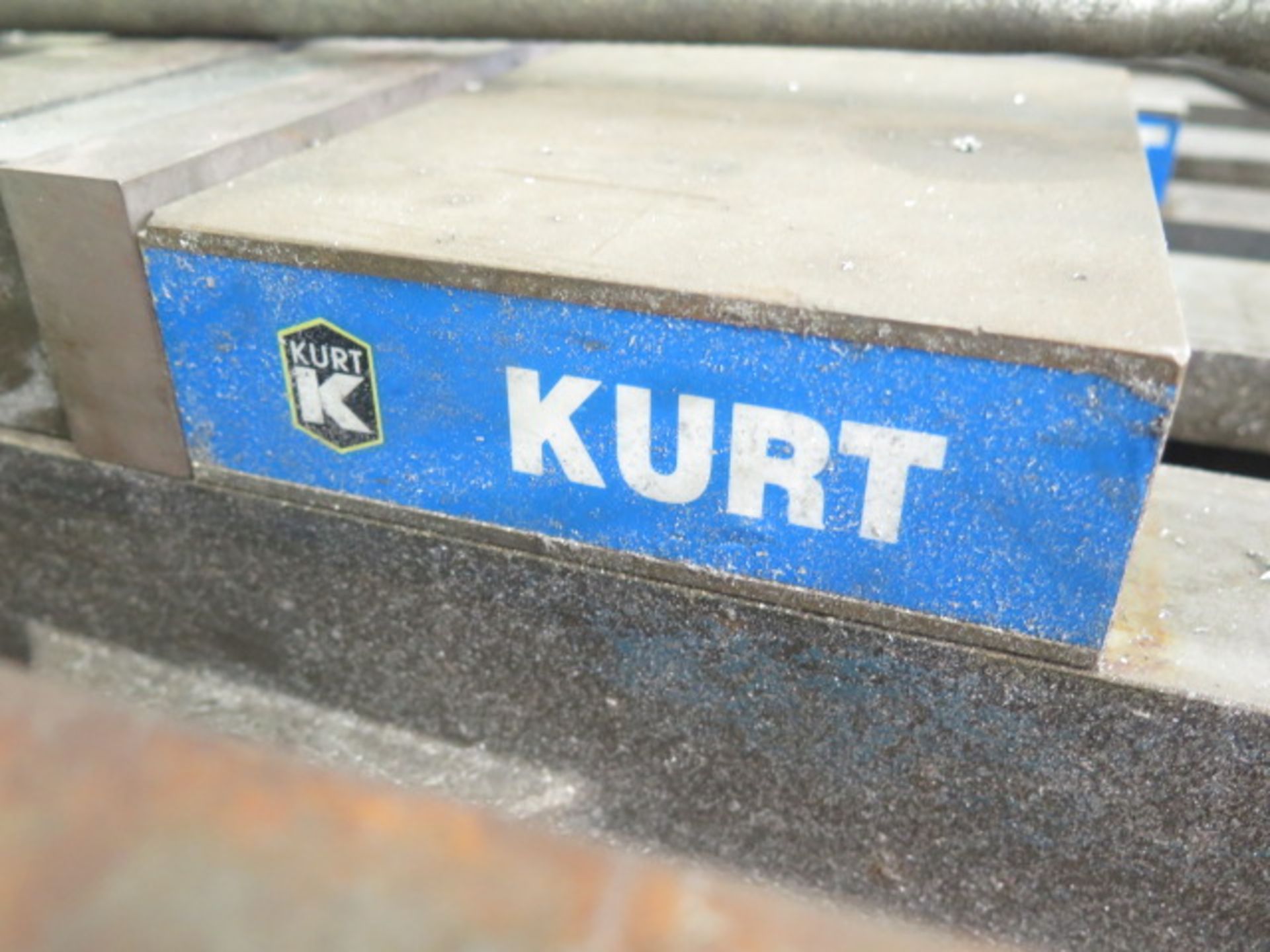 Kurt 8" Angle-Lock Vise (SOLD AS-IS - NO WARRANTY) - Image 3 of 3