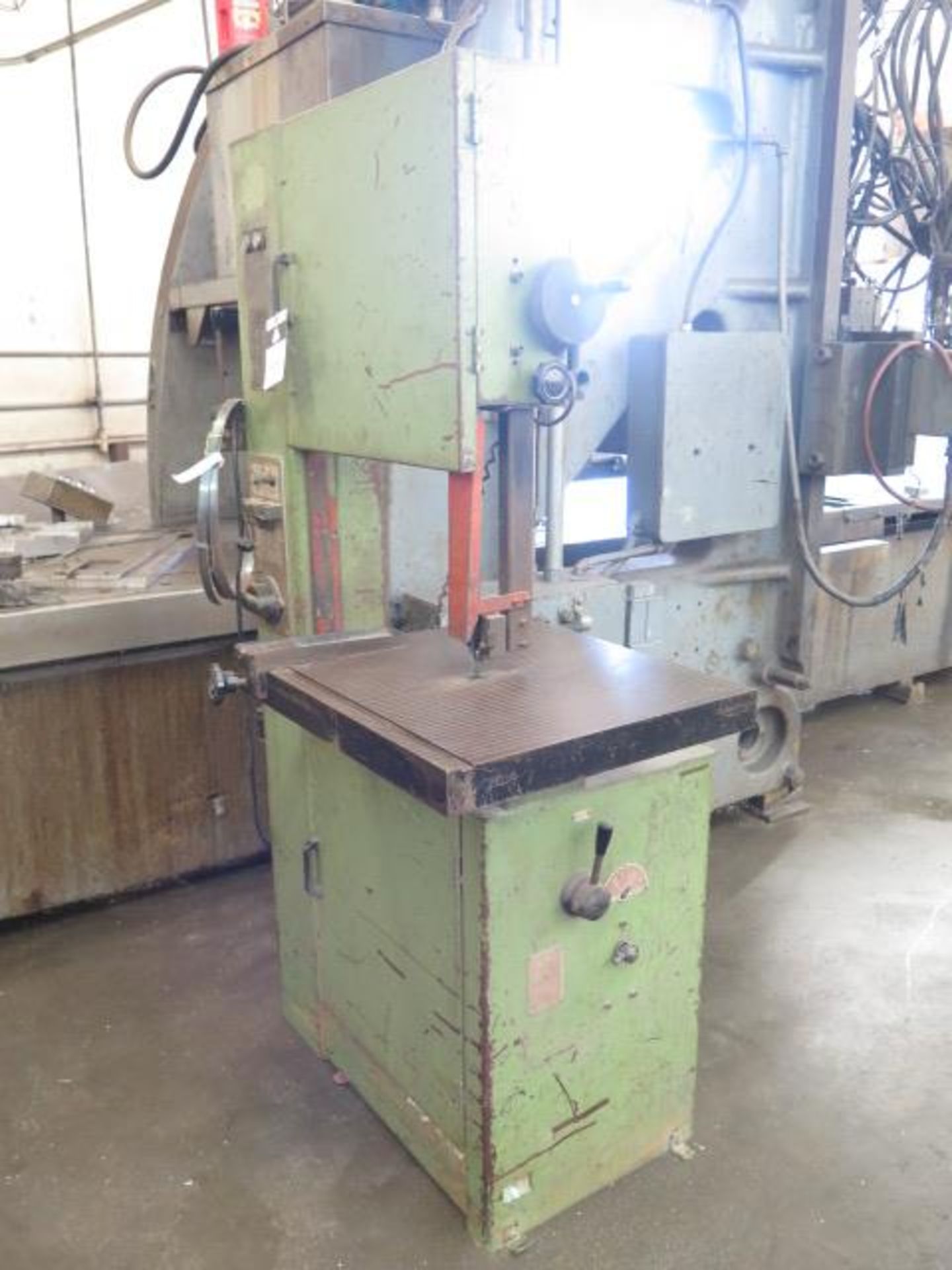 Import 20” Vertical Band Saw w/ Blade Welder, 22” x 23 ½” Table (SOLD AS-IS - NO WARRANTY) - Image 2 of 10