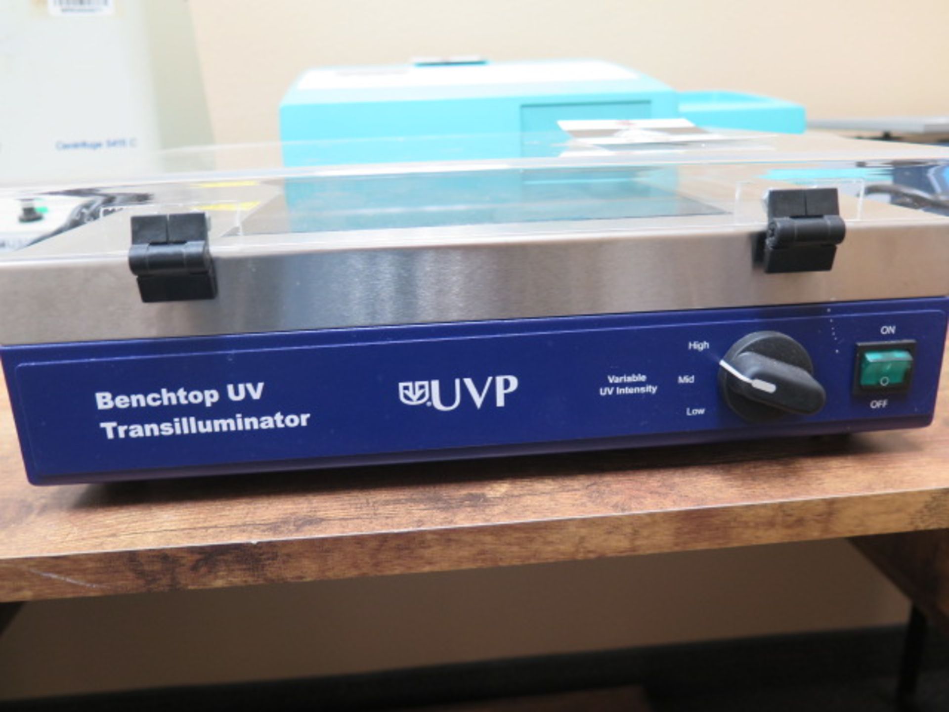 UVP Benchtop UV Transilluminator (SOLD AS-IS - NO WARRANTY) - Image 5 of 6