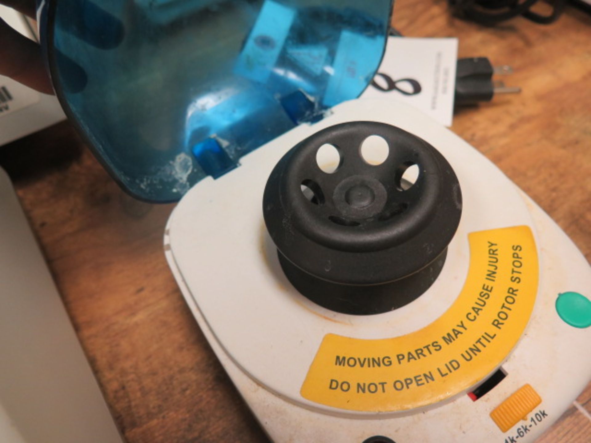 HWLAB Mini Centrifuge (SOLD AS-IS - NO WARRANTY) - Image 3 of 5