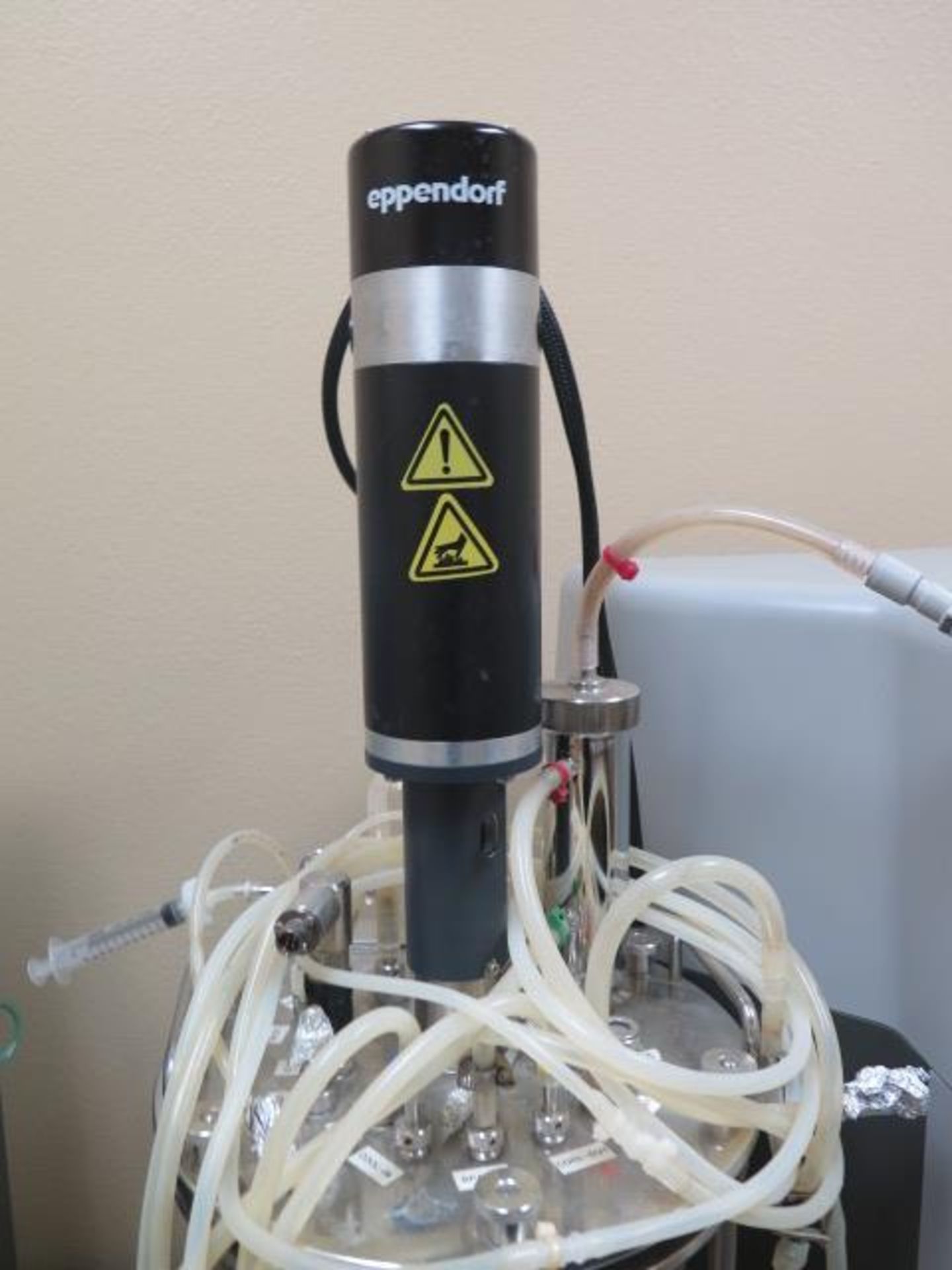 Eppendorf New Brunswick BioFlo/CelliGen 115 Fermenter Bioreactor (SOLD AS-IS - NO WARRANTY) - Image 8 of 11