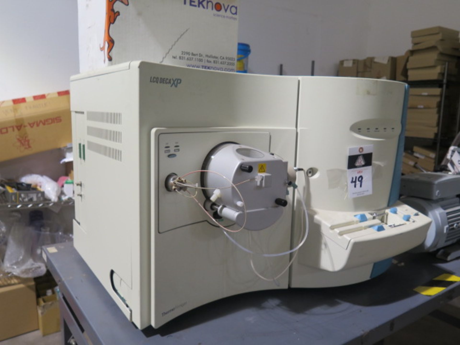 Thermo Finnigan LCQ DECA XP Mass Spectrometer System (SOLD AS-IS - NO WARRANTY) - Image 2 of 14