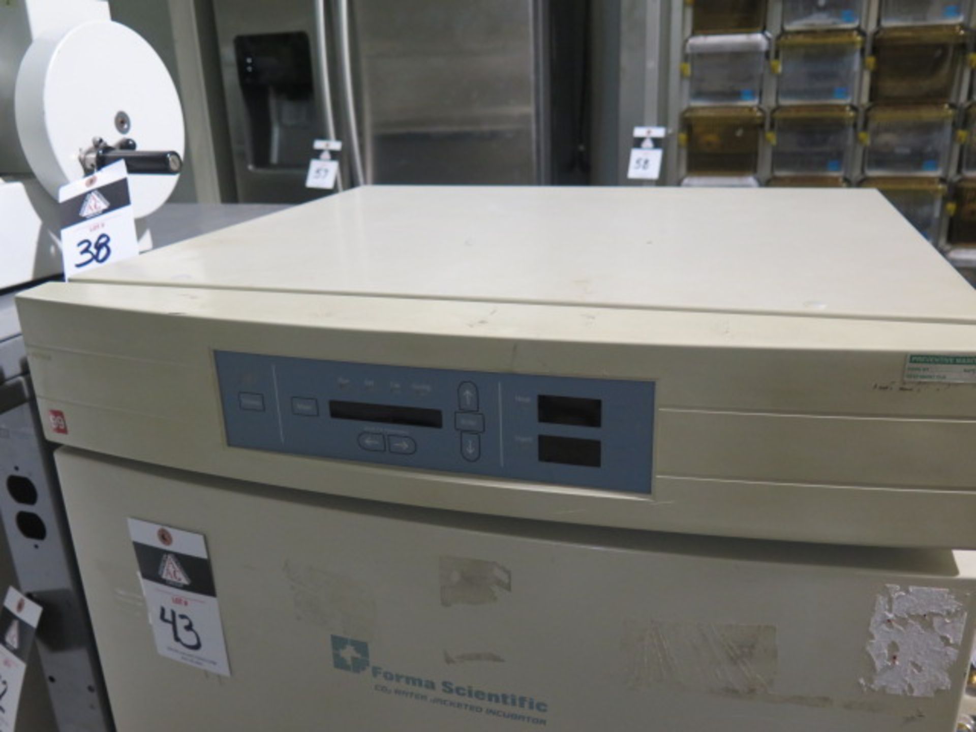 Forma Scientific mdl. 3110 CO2 Water-Jacketed Incubator (SOLD AS-IS - NO WARRANTY) - Image 5 of 9