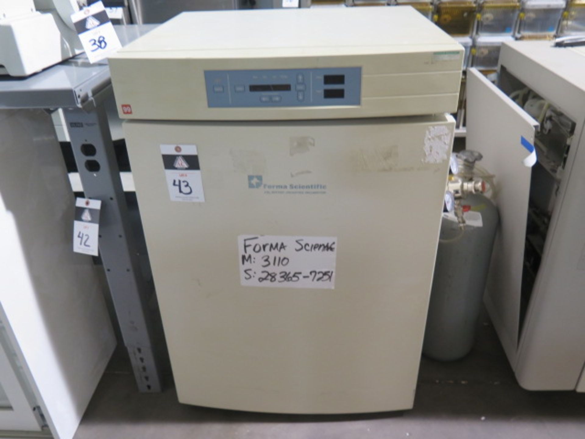 Forma Scientific mdl. 3110 CO2 Water-Jacketed Incubator (SOLD AS-IS - NO WARRANTY) - Image 2 of 9