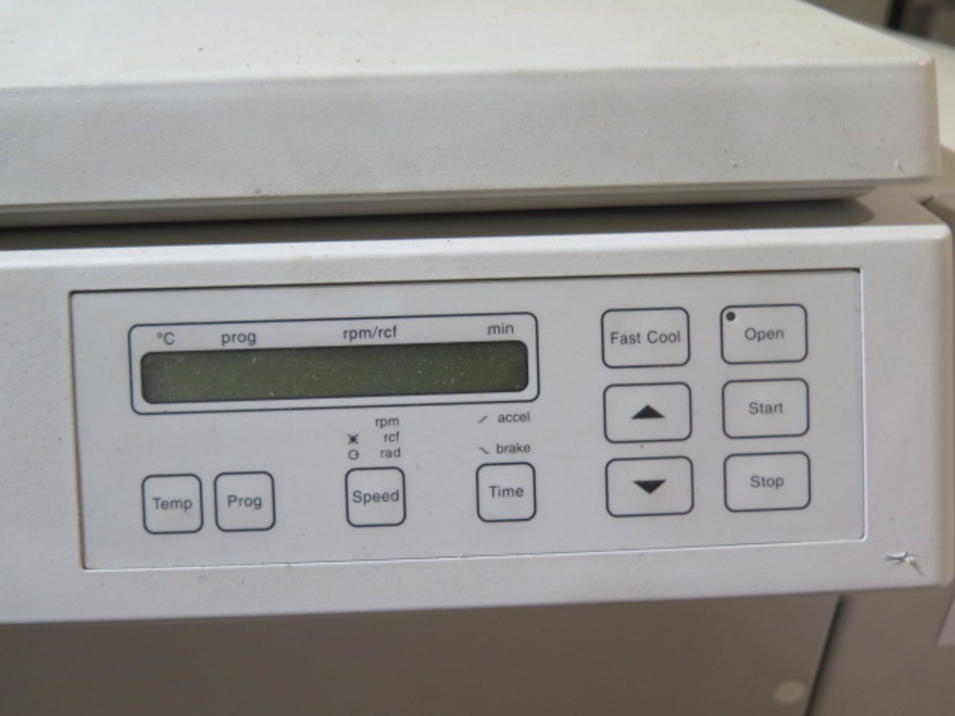 Eppendorf 5804R Centrifuge (SOLD AS-IS - NO WARRANTY) - Image 5 of 7