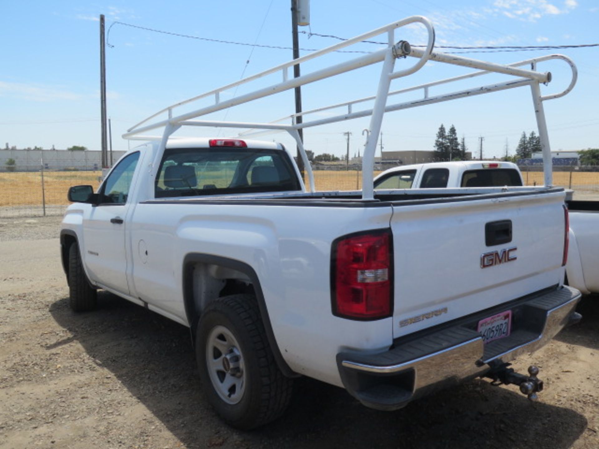 2017 GMC Sierra 1500 Pickup Truck lisc# 16059R2 w/ 5.3L Gas Engine, Automatic Trans, AC, SOLD AS IS - Image 6 of 22