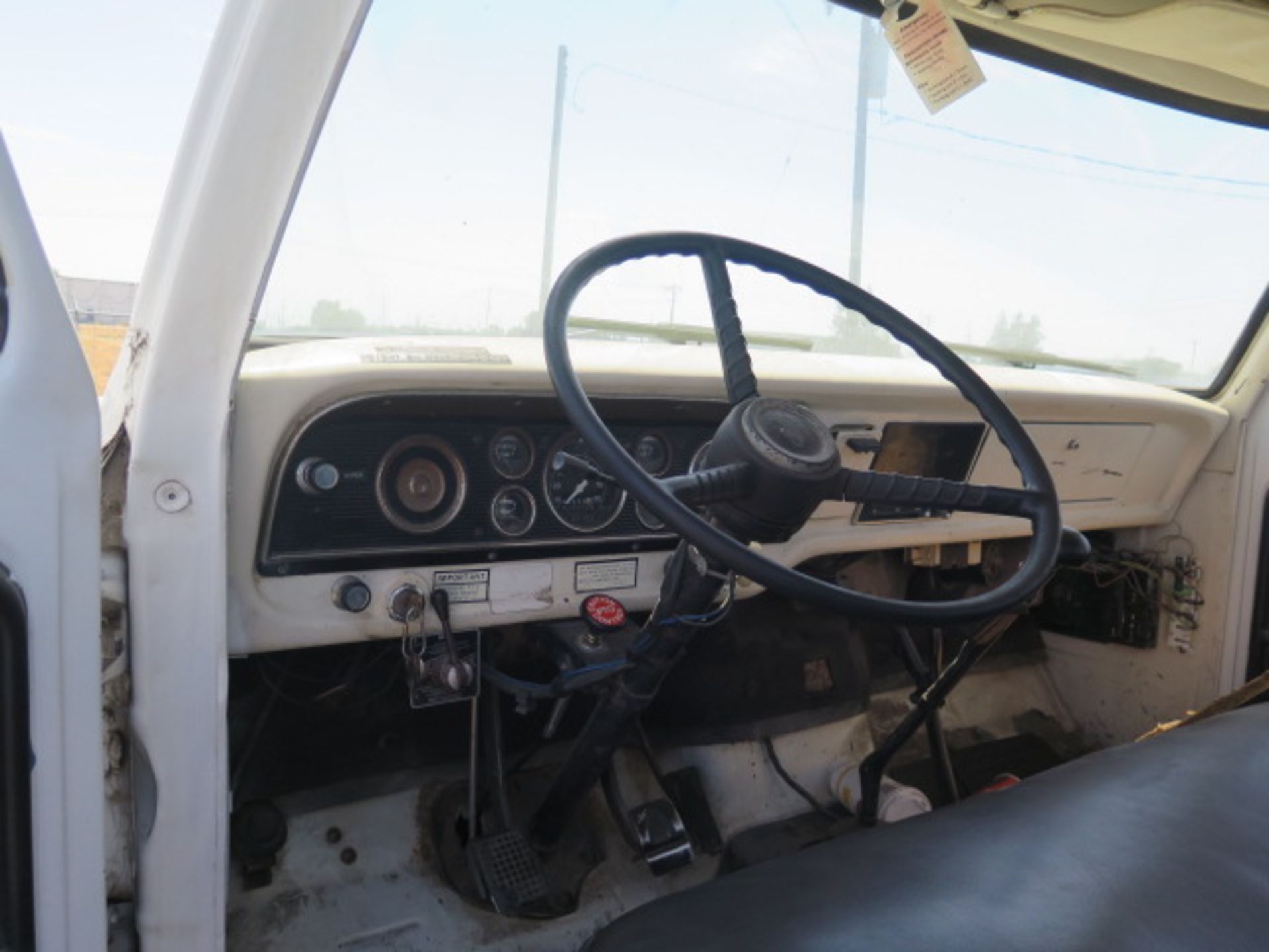 1979 Ford F800 Boom Truck, w/ 370-4V GAS, 5-Speed Manual Trans, Pitman HL-800, SOLD AS IS - Image 15 of 20