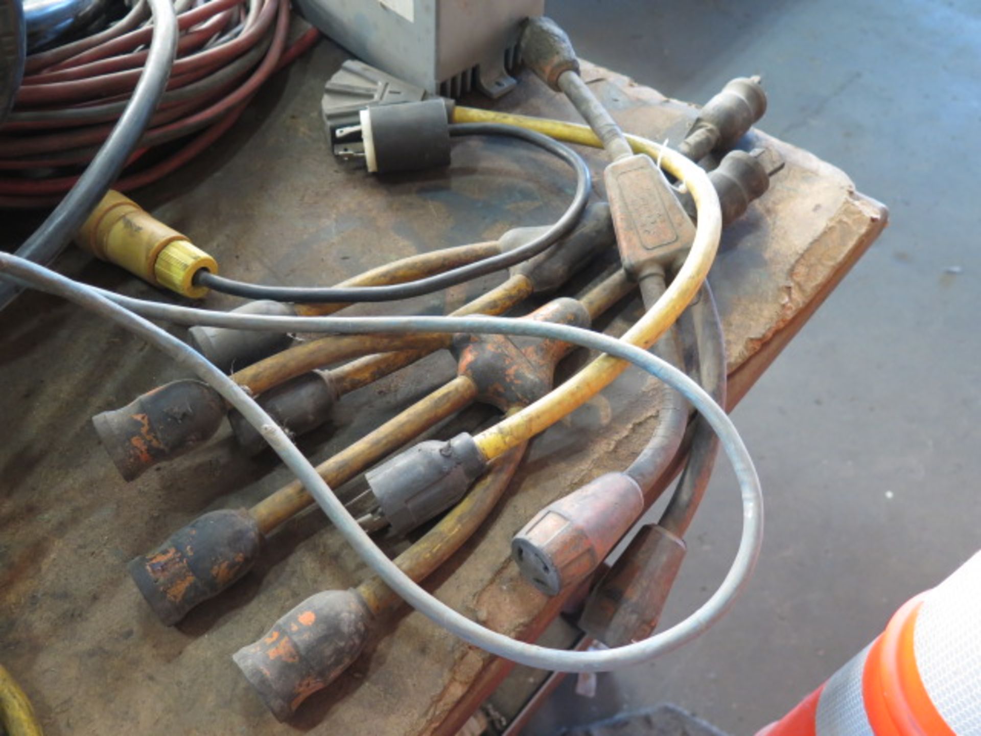 Extension Cords and Air Hoses (SOLD AS-IS - NO WARRANTY) - Image 4 of 5