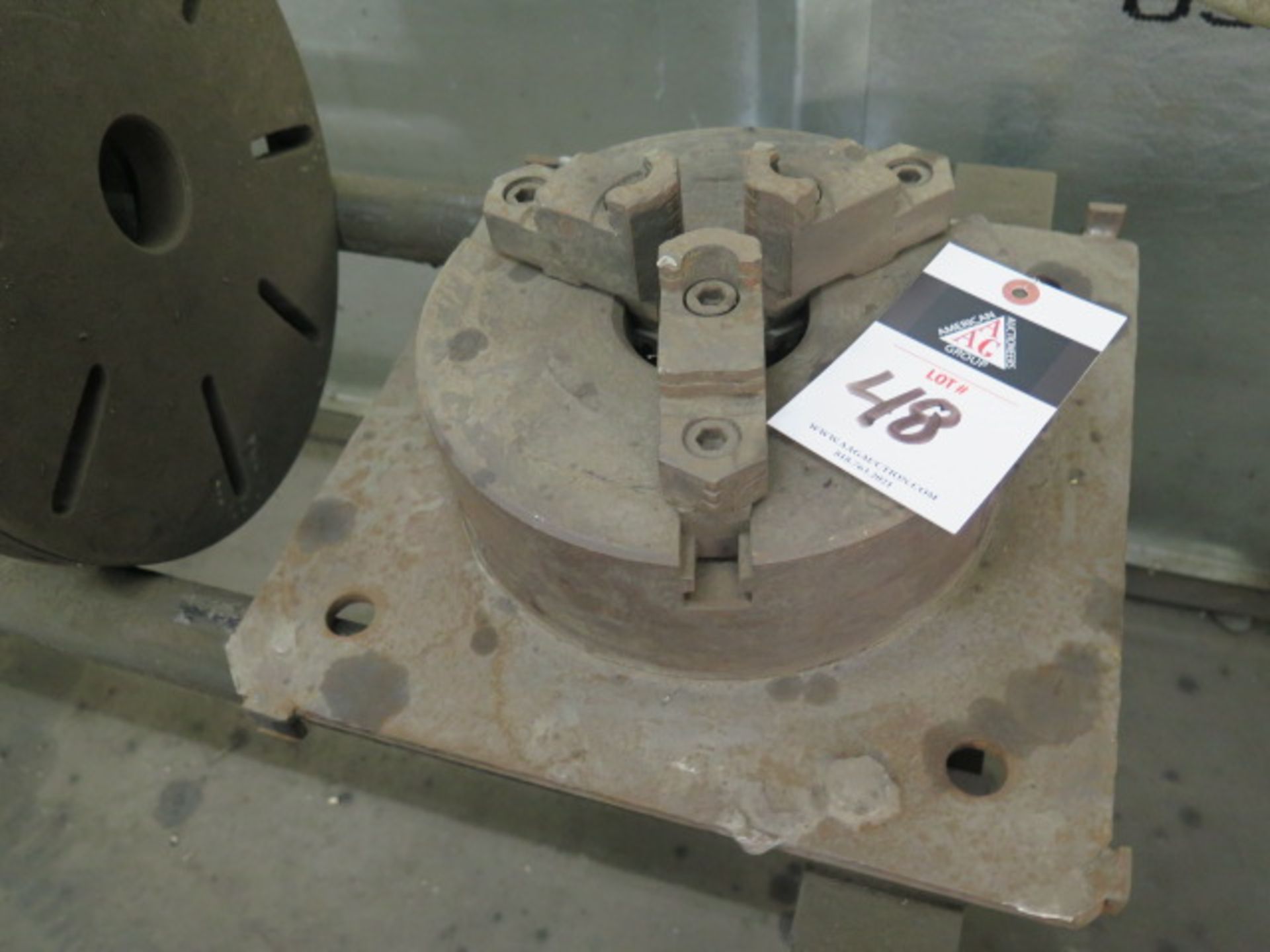 10" 3-Jaw Chuck w/ Mill Mounting Plate (SOLD AS-IS - NO WARRANTY)