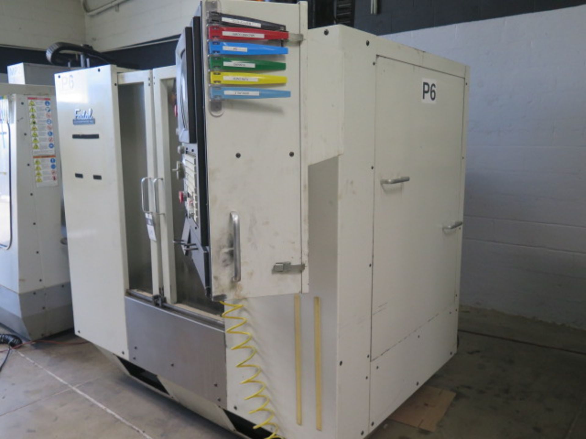Fadal VMC20 4-Axis CNC Vertical Machining Center s/n 9204136 w/ Fadal CNC32MP Controls, SOLD AS IS - Image 2 of 15