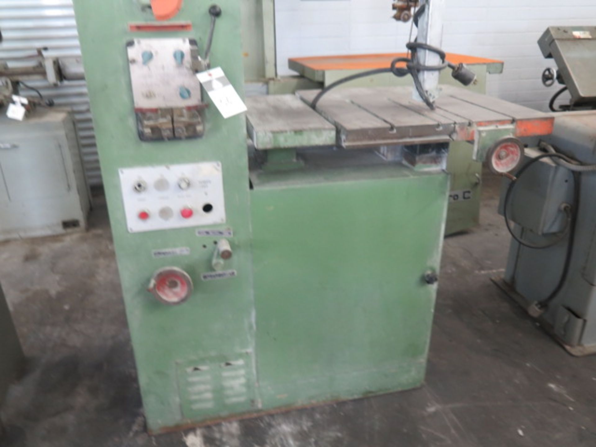 Dake-Johnson mdl. V-24 24” Vertical Band Saw w/ Blade Welder, 26” x 26” Table (SOLD AS-IS - NO - Image 4 of 10
