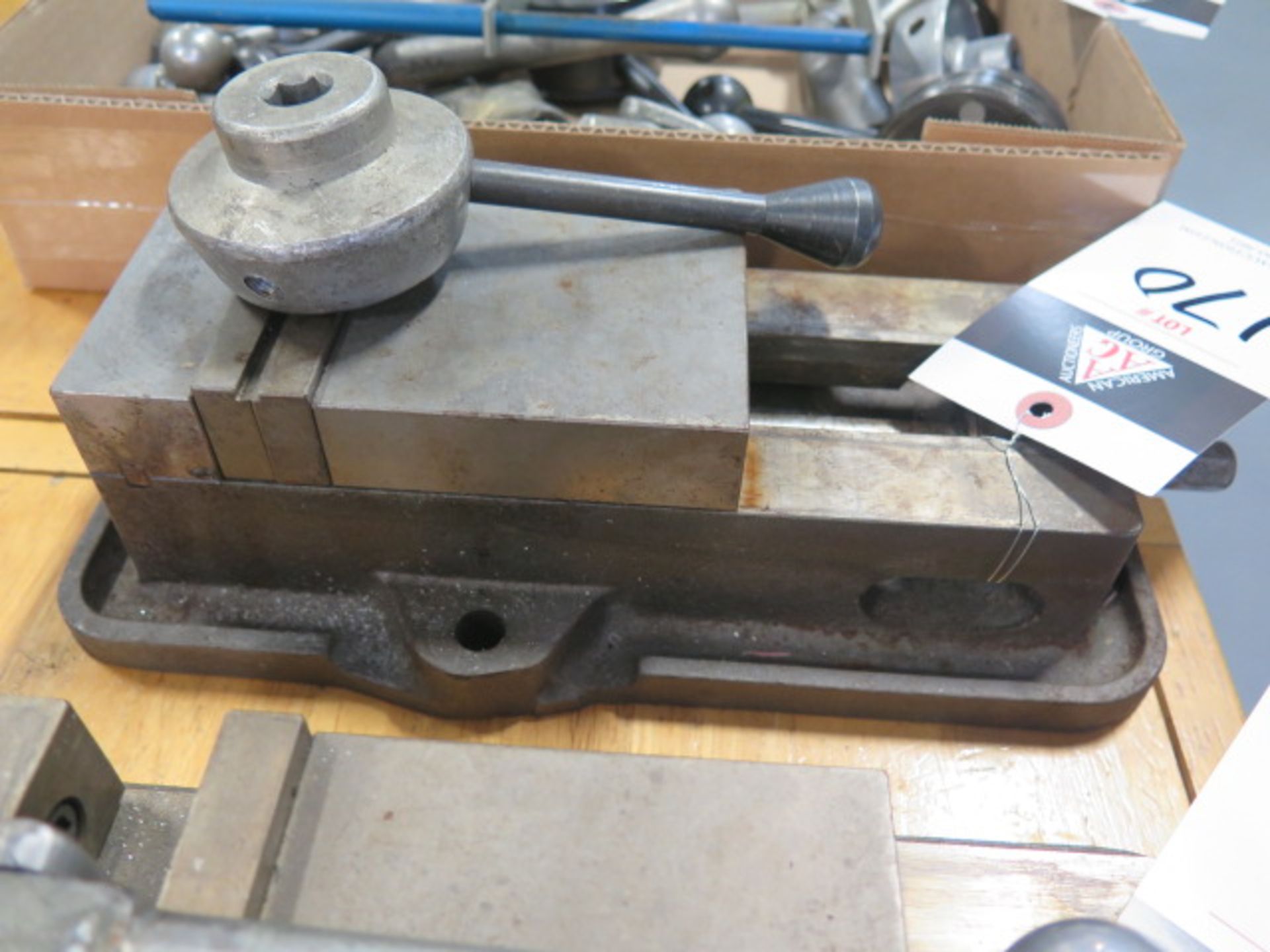 Kurt 4” Angle-Lock Vise (SOLD AS-IS - NO WARRANTY) - Image 2 of 2