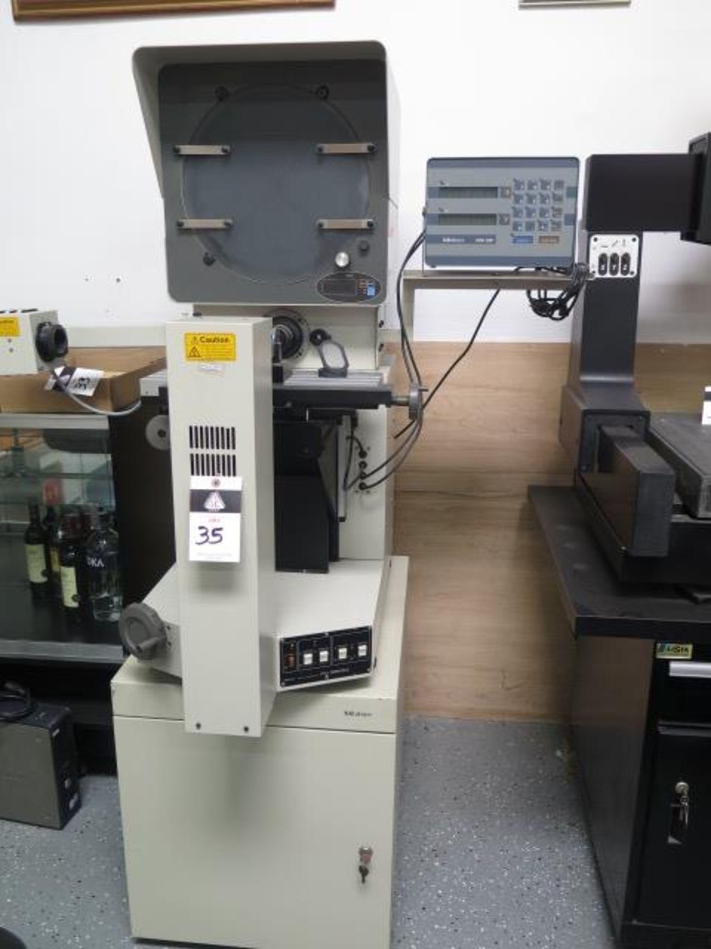 Mitutoyo PH-3500 15” Optical Comparator s/n 750161 w/ Mitutoyo UDR-220 Programmable DRO, Digital