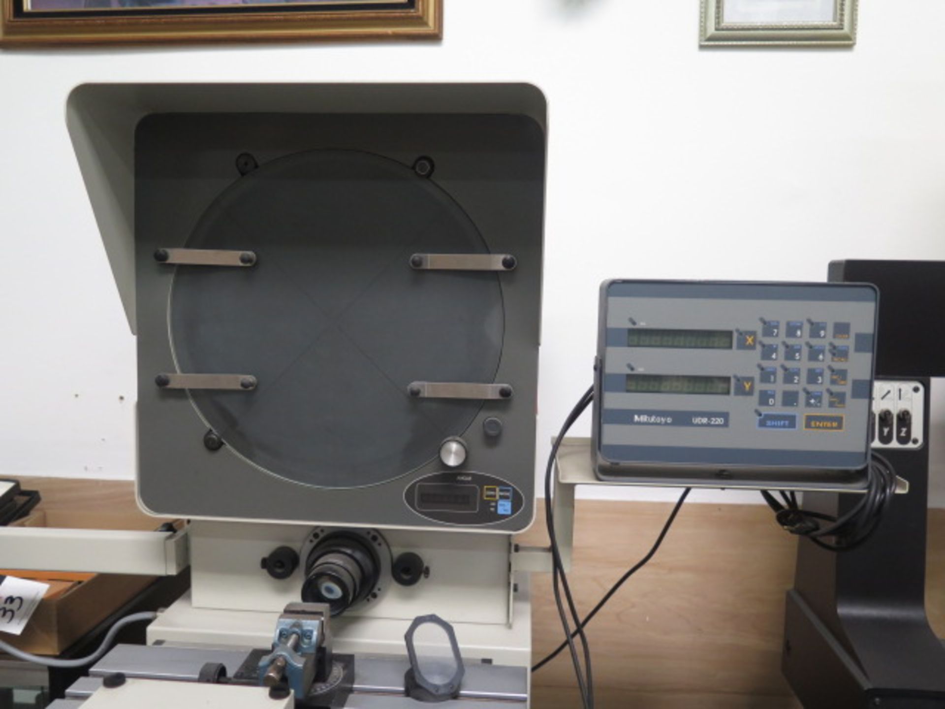 Mitutoyo PH-3500 15” Optical Comparator s/n 750161 w/ Mitutoyo UDR-220 Programmable DRO, Digital - Image 3 of 13