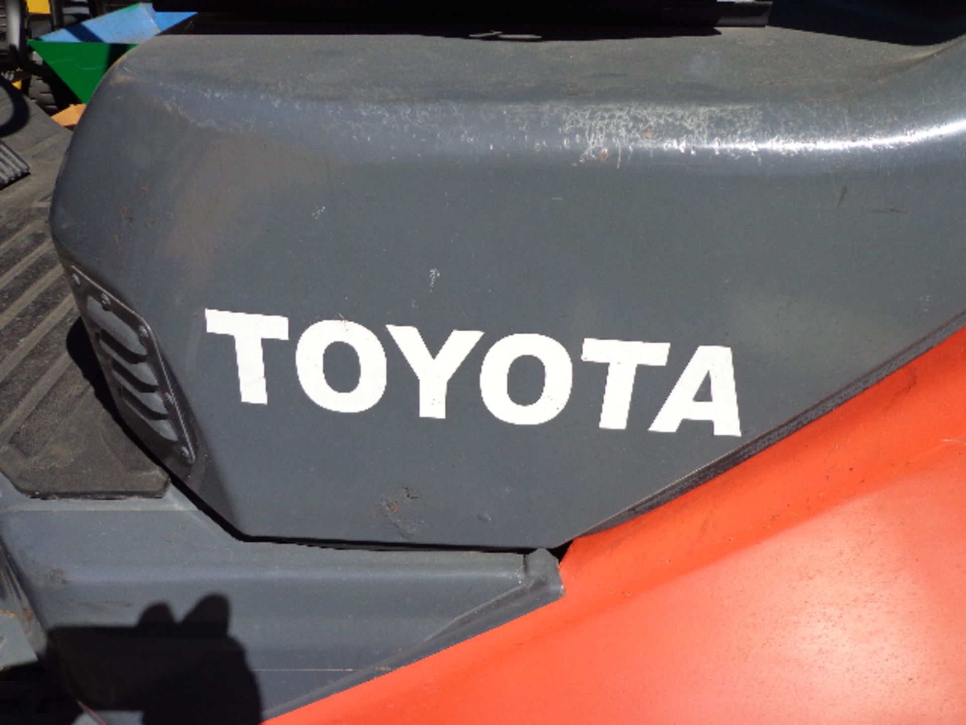 Toyota 8FGCU30 5000 Lb Cap LPG Forklift s/n 14600 w/ 3-Stage Mast, 198” Lift Height, SS, SOLD AS IS - Image 7 of 11