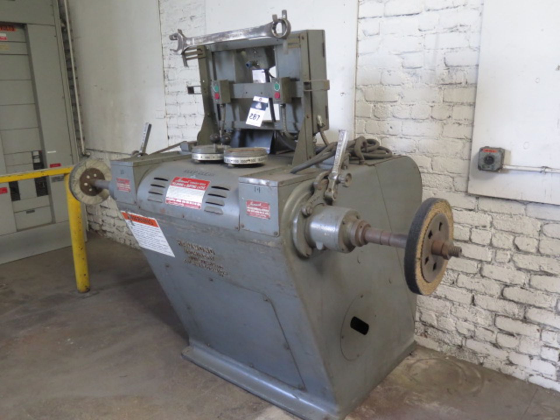 Hammond mdl. 5-VRRO Variable Speed Polishing and Buffing Lathe s/n 11891 w/ (2) Variable Speed - Image 2 of 10