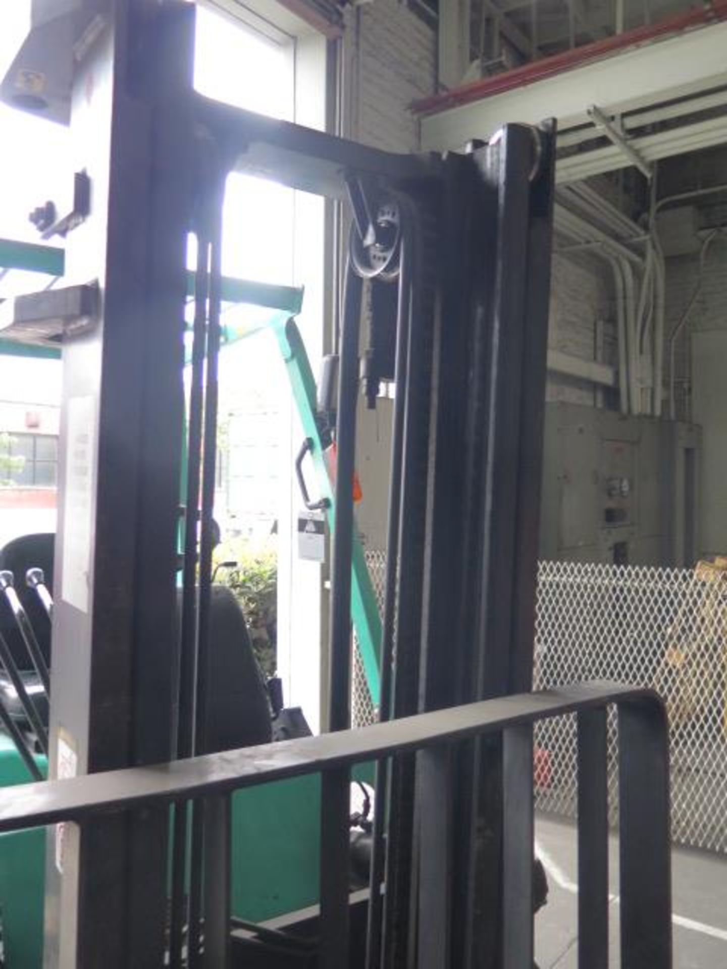 Mitsubishi FG30K 6000 Lb Cap LPG Forklift s/n AF130-35456 w/ 2-Stage Mast, 130” Lift SOLD AS IS - Image 5 of 14