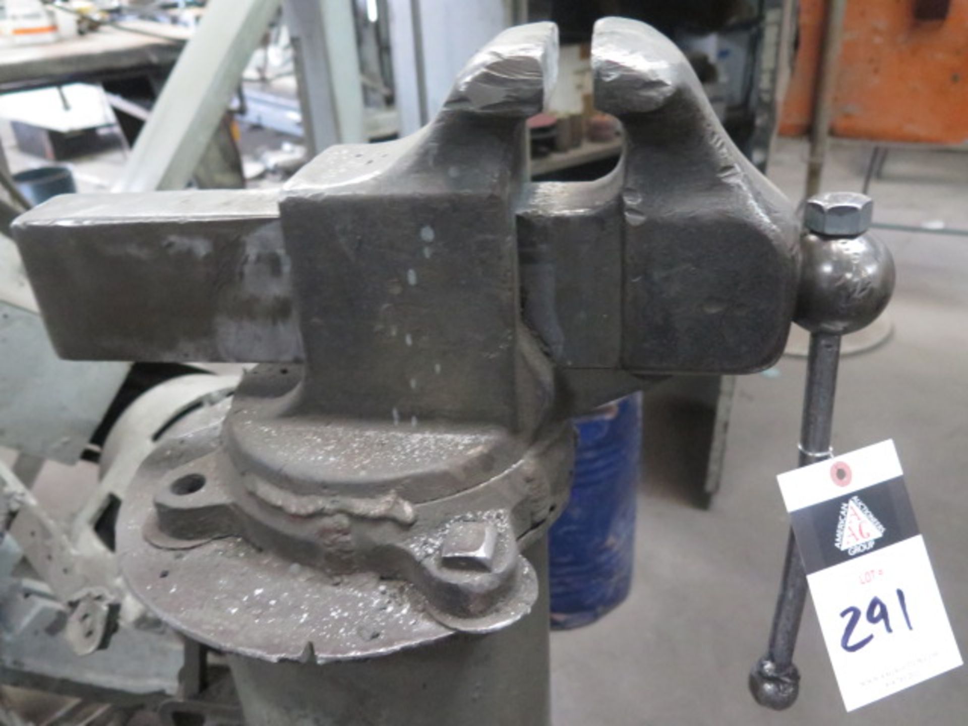 Pedestal Mounted Vise (SOLD AS-IS - NO WARRANTY) - Image 2 of 5