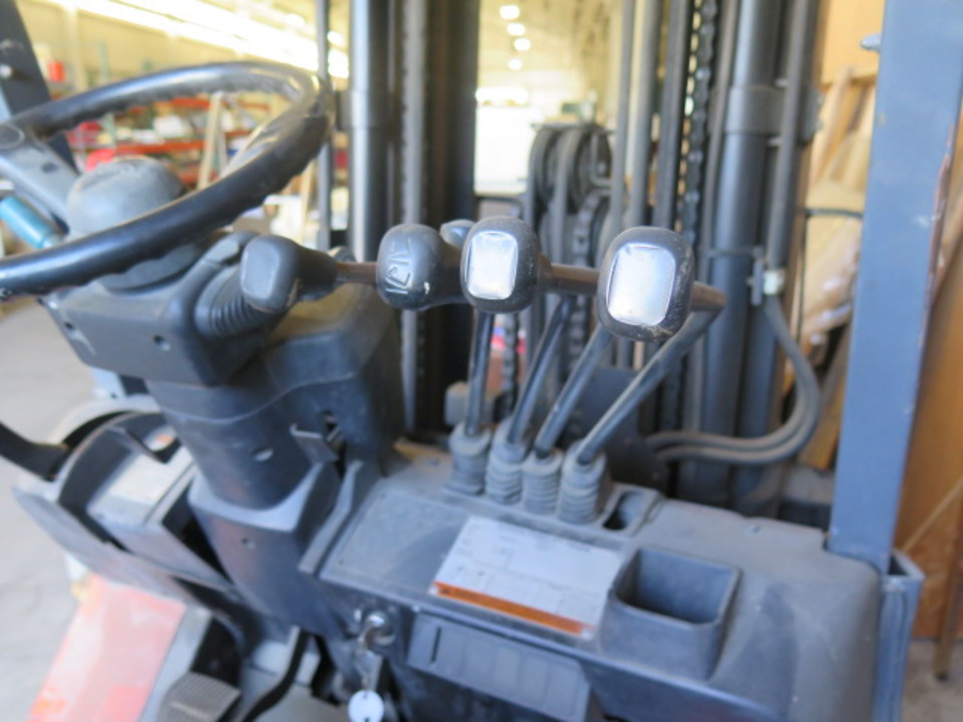 Toyota 7FGCU30 4750 Lb Cap LPG Forklift s/n 60080 w/ 3-Stage Mast, 188” Lift, Side Shift, SOLD AS IS - Image 8 of 13