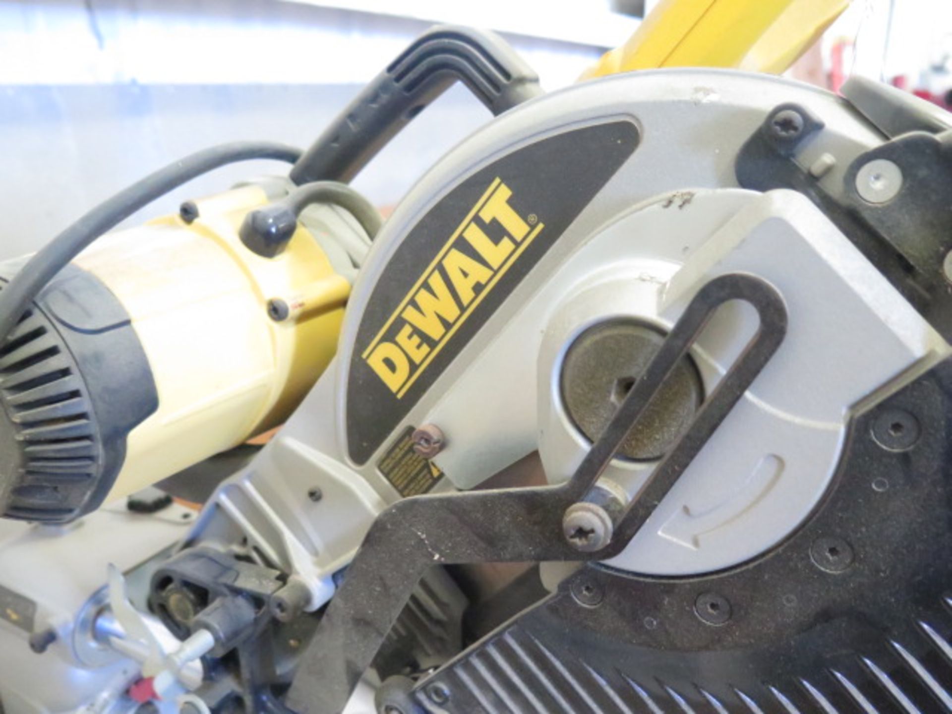 DeWalt Compound Miter Saw w/ Table (SOLD AS-IS - NO WARRANTY) - Image 6 of 10